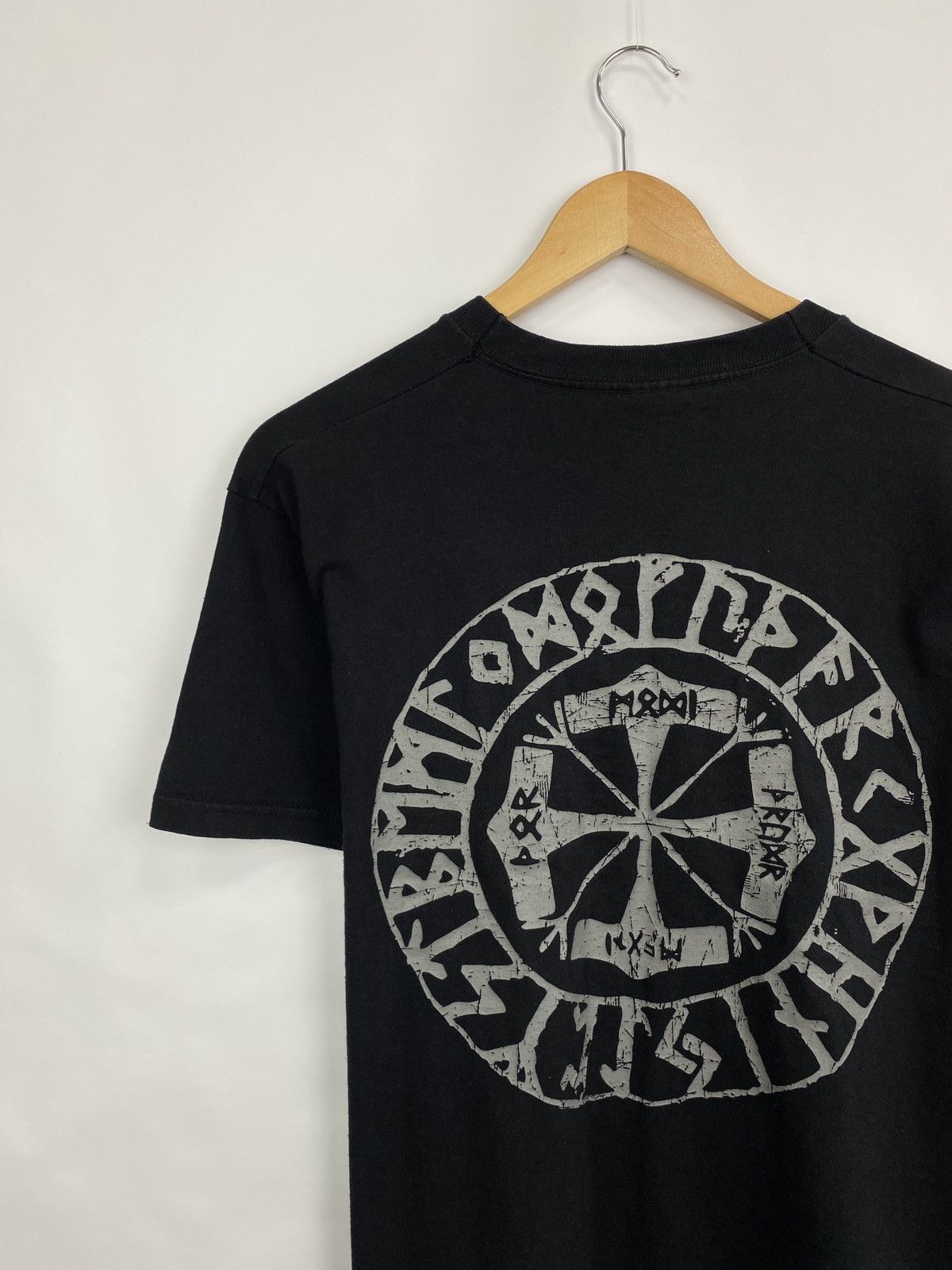 Band Tees Vintage Amon Amarth Sweden Black Metal T-Shirt Rare Retro Size US M / EU 48-50 / 2 - 7 Thumbnail