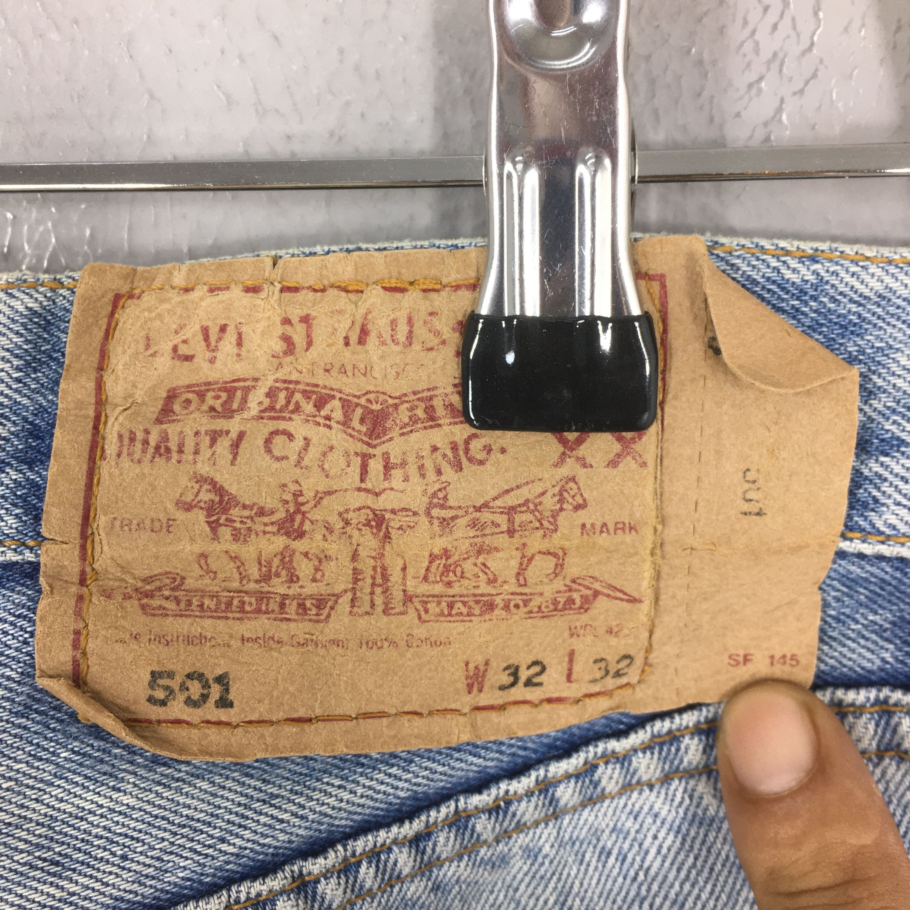 Levi's ize 30x31 Vintage 90s Levi's 501 Distressed Faded Jeans S263 Size US 30 / EU 46 - 10 Thumbnail