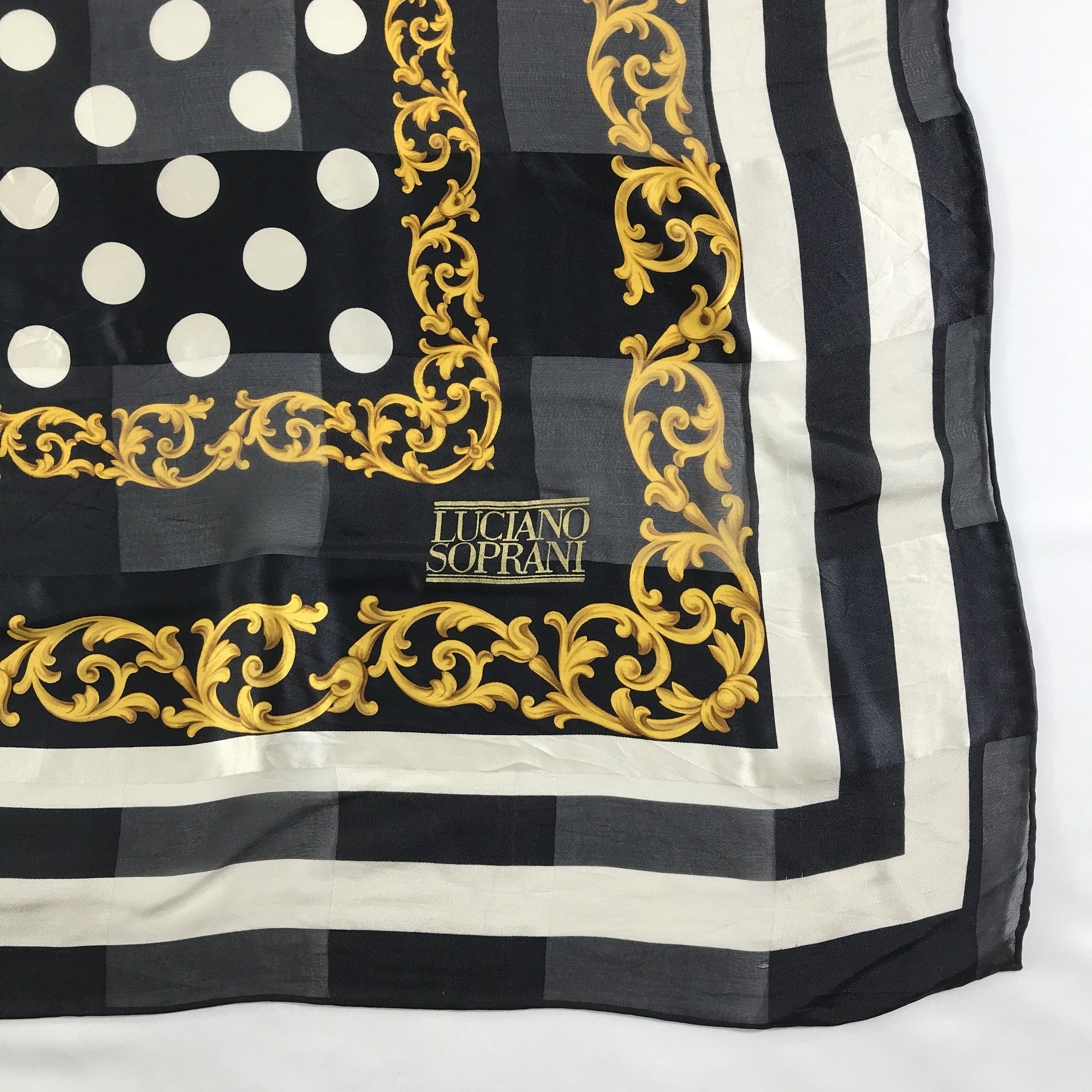 Vintage Vintage Luciano Soprani Silk Scarf Size ONE SIZE - 4 Thumbnail
