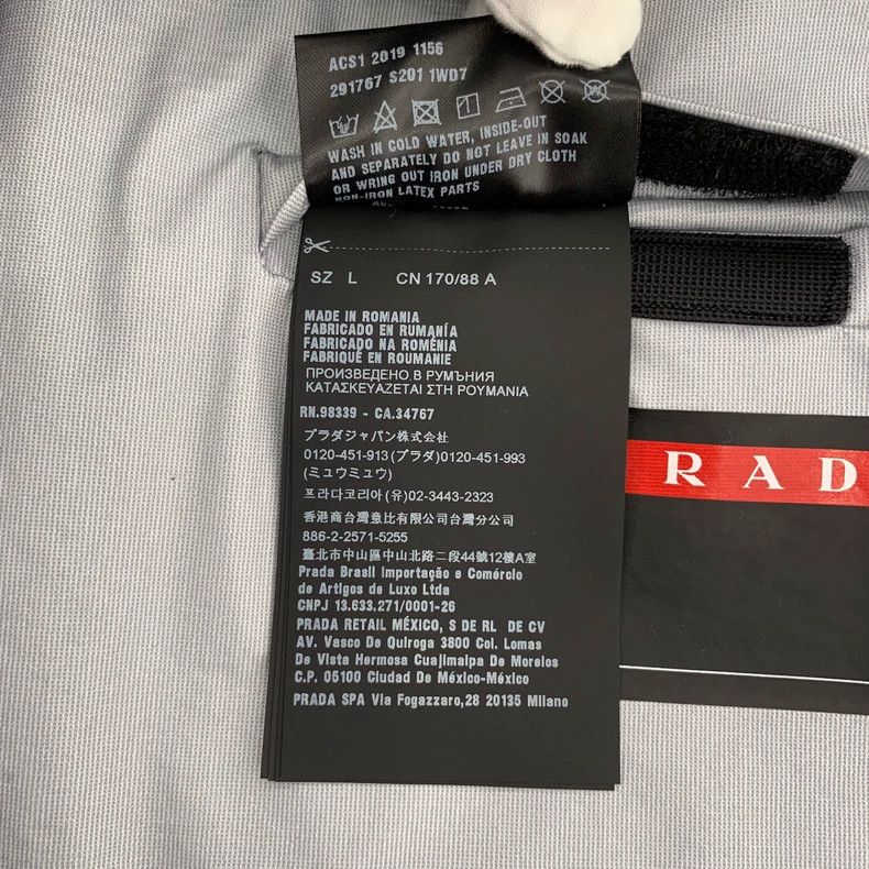 Prada Prada Purple logo letter hooded jacket 2501-Nextarrow Size US L / EU 52-54 / 3 - 8 Thumbnail