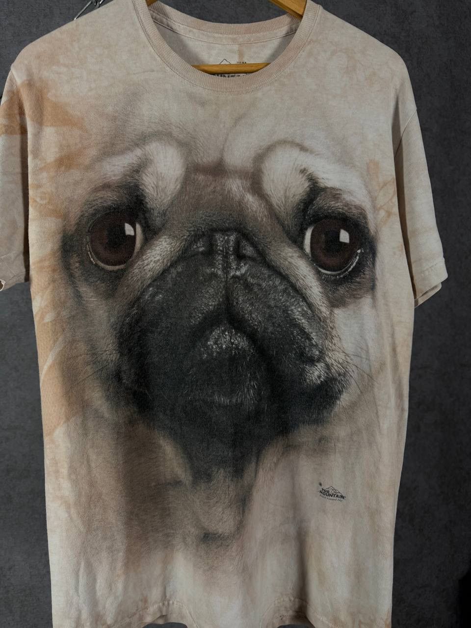 Mops animal the mountain 2011 made in USA tee