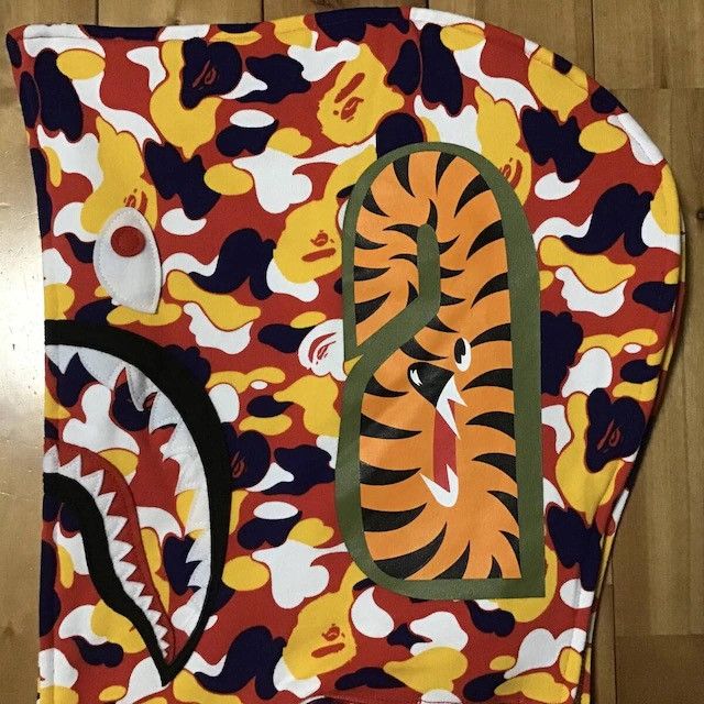 Bape 2024 🔥Kuala Lumpur Store Camo BAPE shark full zip hoodie APE Size US XXL / EU 58 / 5 - 6 Thumbnail