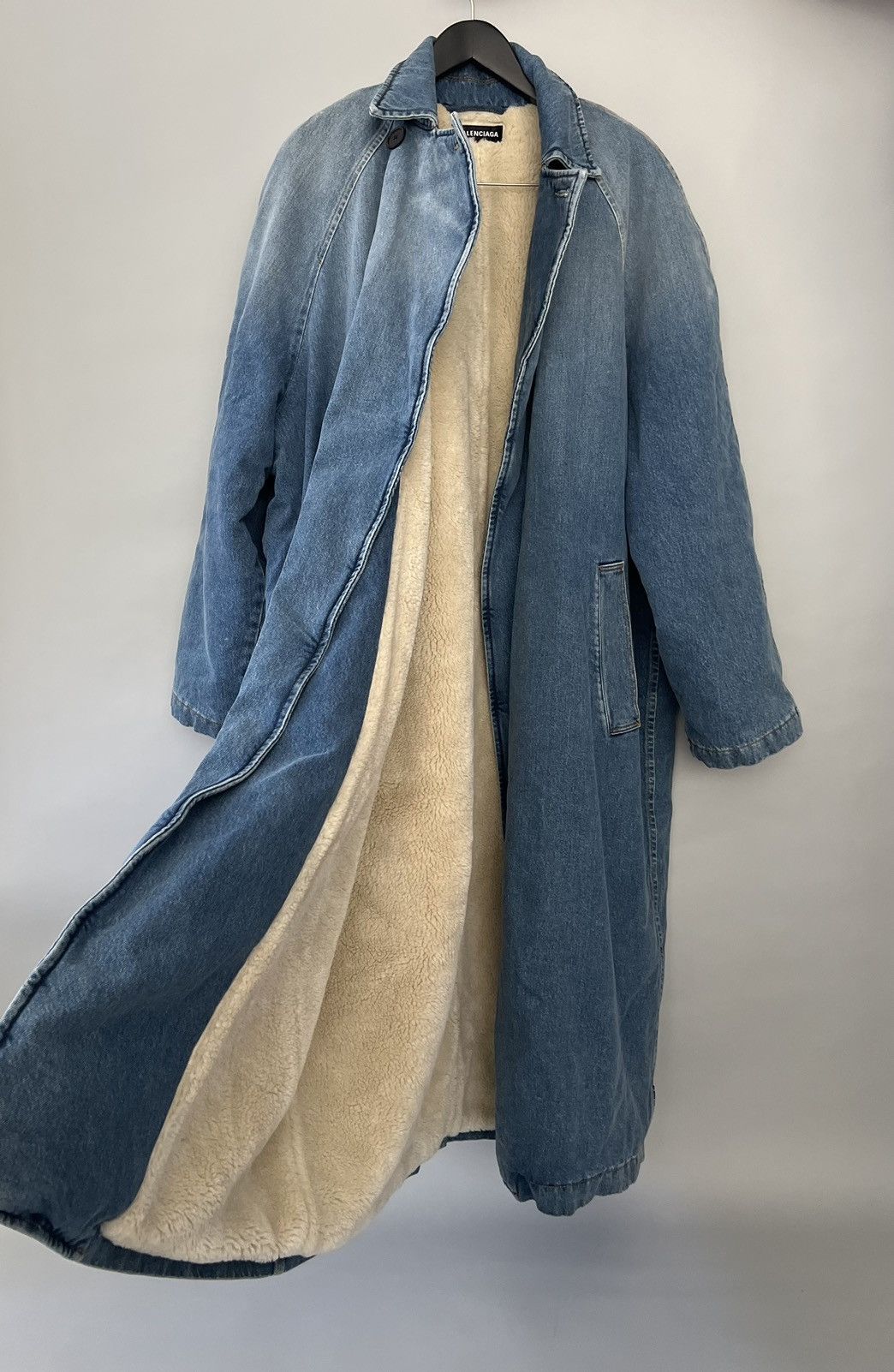 Balenciaga Balenciaga Denim Shearling Coat Size US XL / EU 56 / 4 - 7 Thumbnail