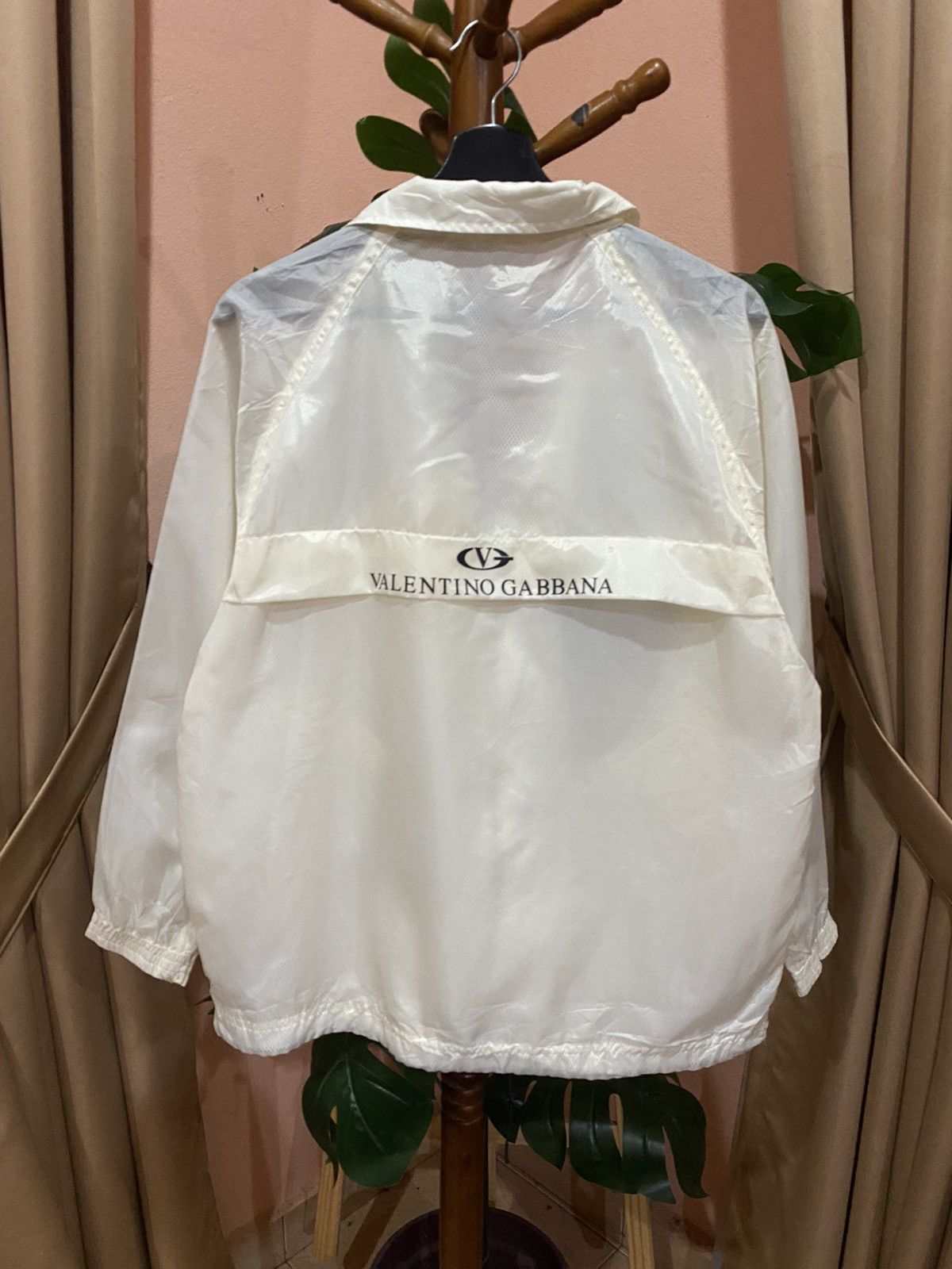 Valentino VINTAGE VALENTINO GABBANA WINDBREAKER Size US M / EU 48-50 / 2 - 1 Thumbnail