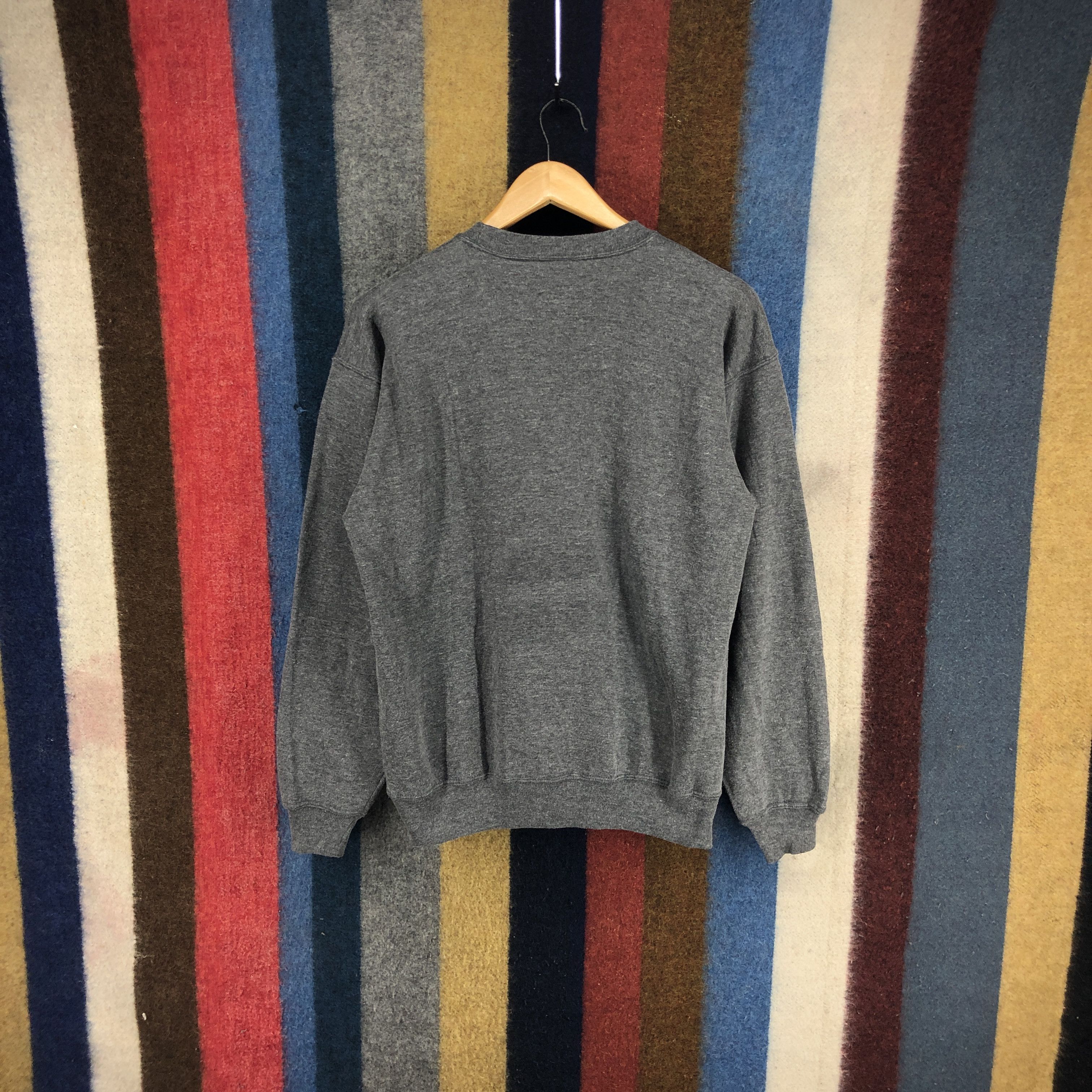 Vintage Vintage 1993 USA JONES Crew Neck Sweatshirt #0331/M Size US M / EU 48-50 / 2 - 7 Thumbnail