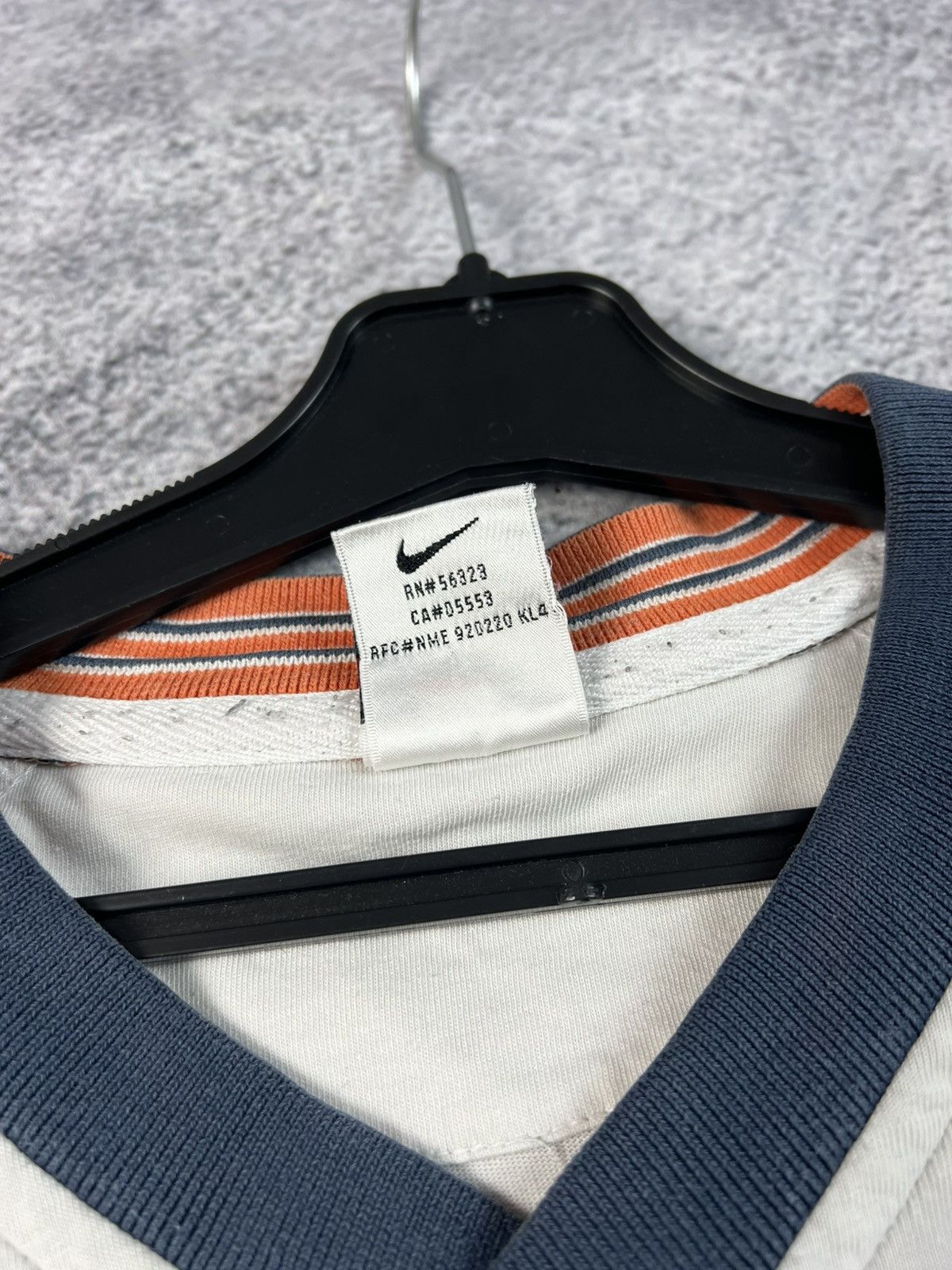 Nike × Vintage Vintage Nike embroidered logo T-shirt Size US L / EU 52-54 / 3 - 6 Thumbnail