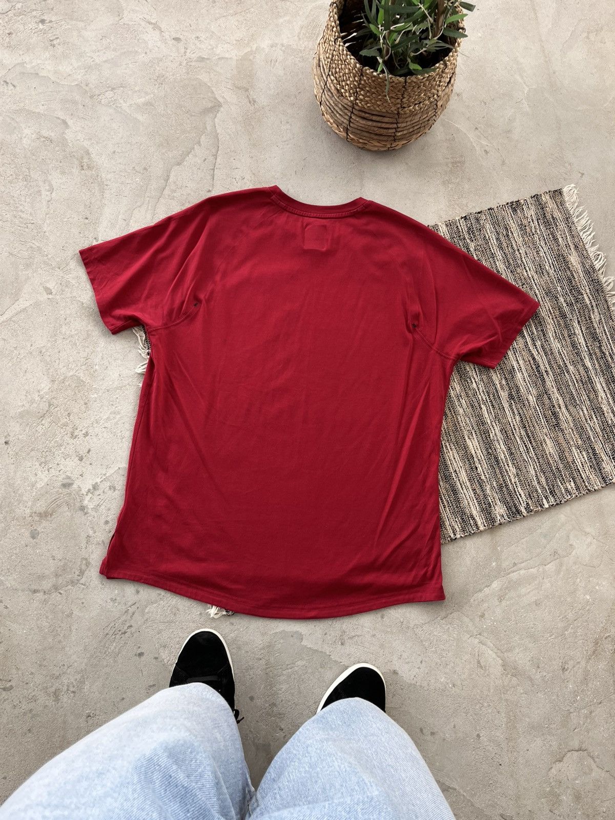 Nike Vintage Nike Tech Fleece Red TShirt Minimalistic blank tee Size US XL / EU 56 / 4 - 2 Thumbnail