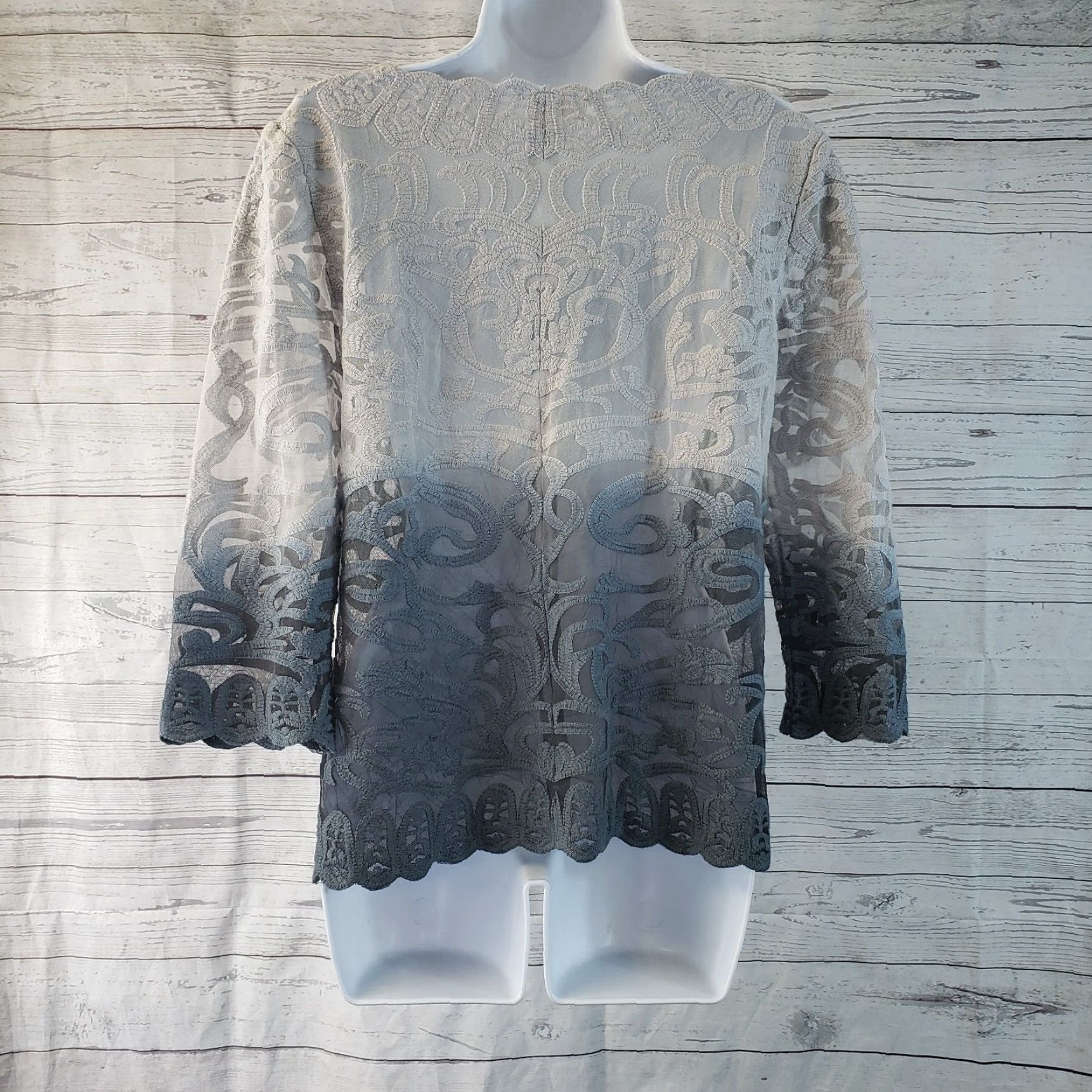 Vintage Meadow Rue Womens Top Size Small Gray Embroidered 3/4 Sleeve Dip Dyed Blouse Size S / US 4 / IT 40 - 4 Thumbnail