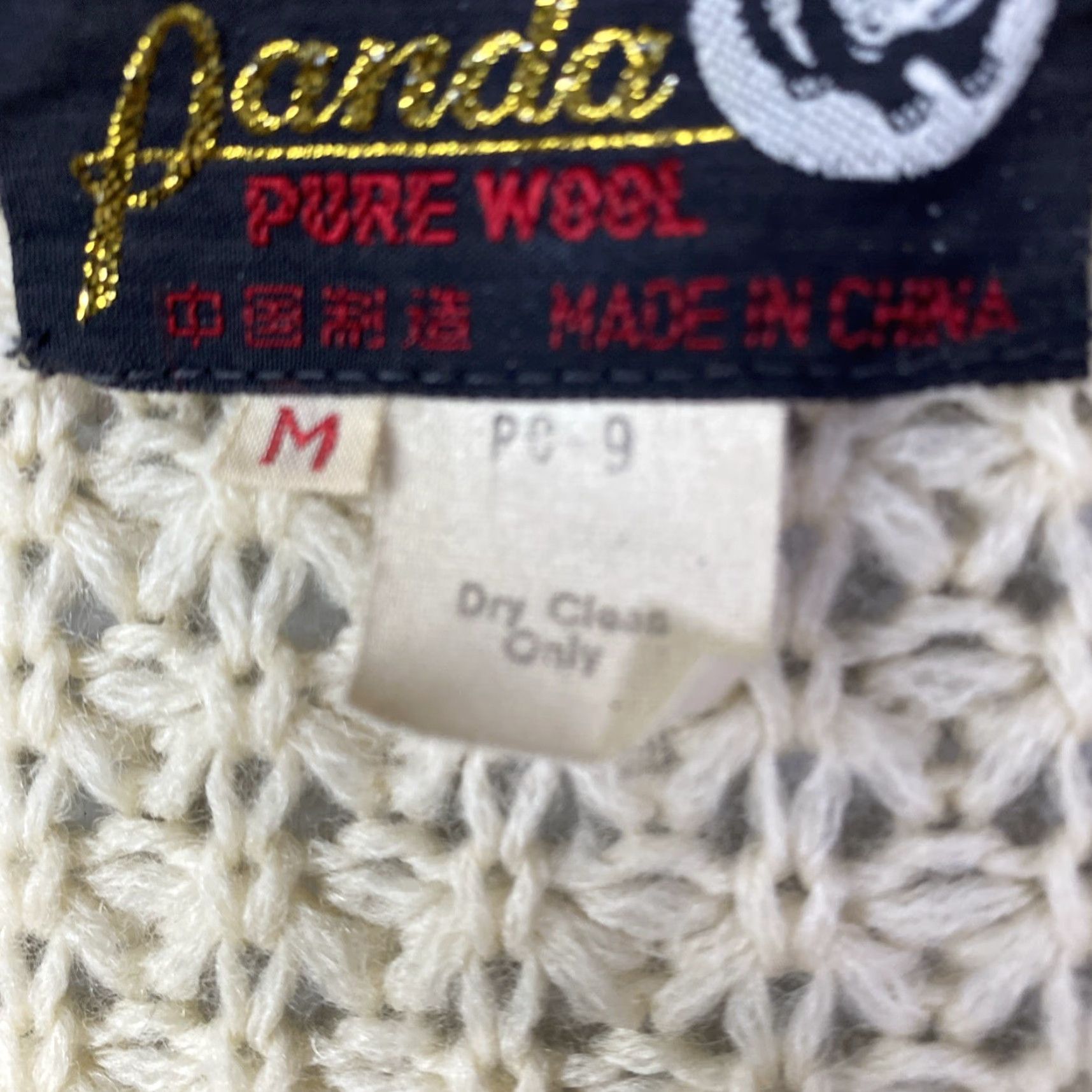 Vintage VINTAGE Panda Cardigan Sweater Beige Wool Crew Neck Button Down Cable-Knit M Womens/Unisex Adults Size M / US 6-8 / IT 42-44 - 5 Thumbnail