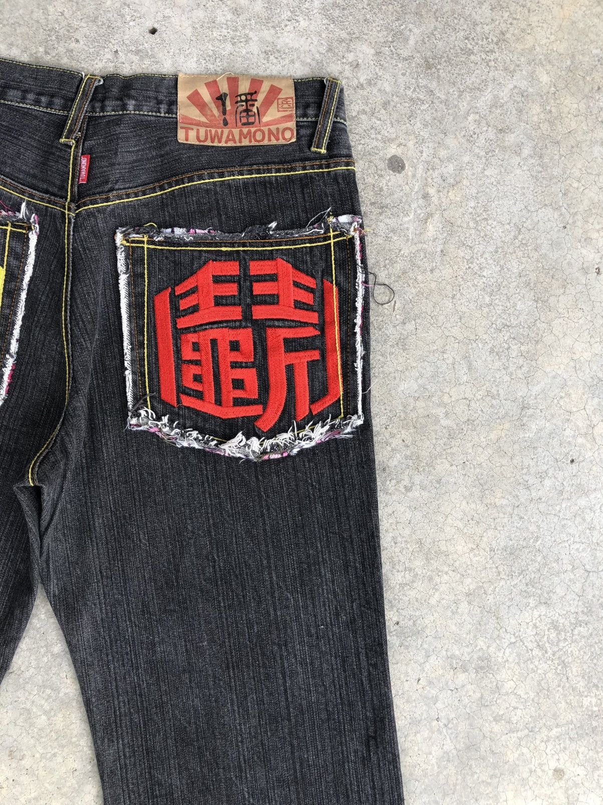 Japanese Brand Japanese Tuwamono Embroidered Jeans Distressed Size US 32 / EU 48 - 10 Thumbnail