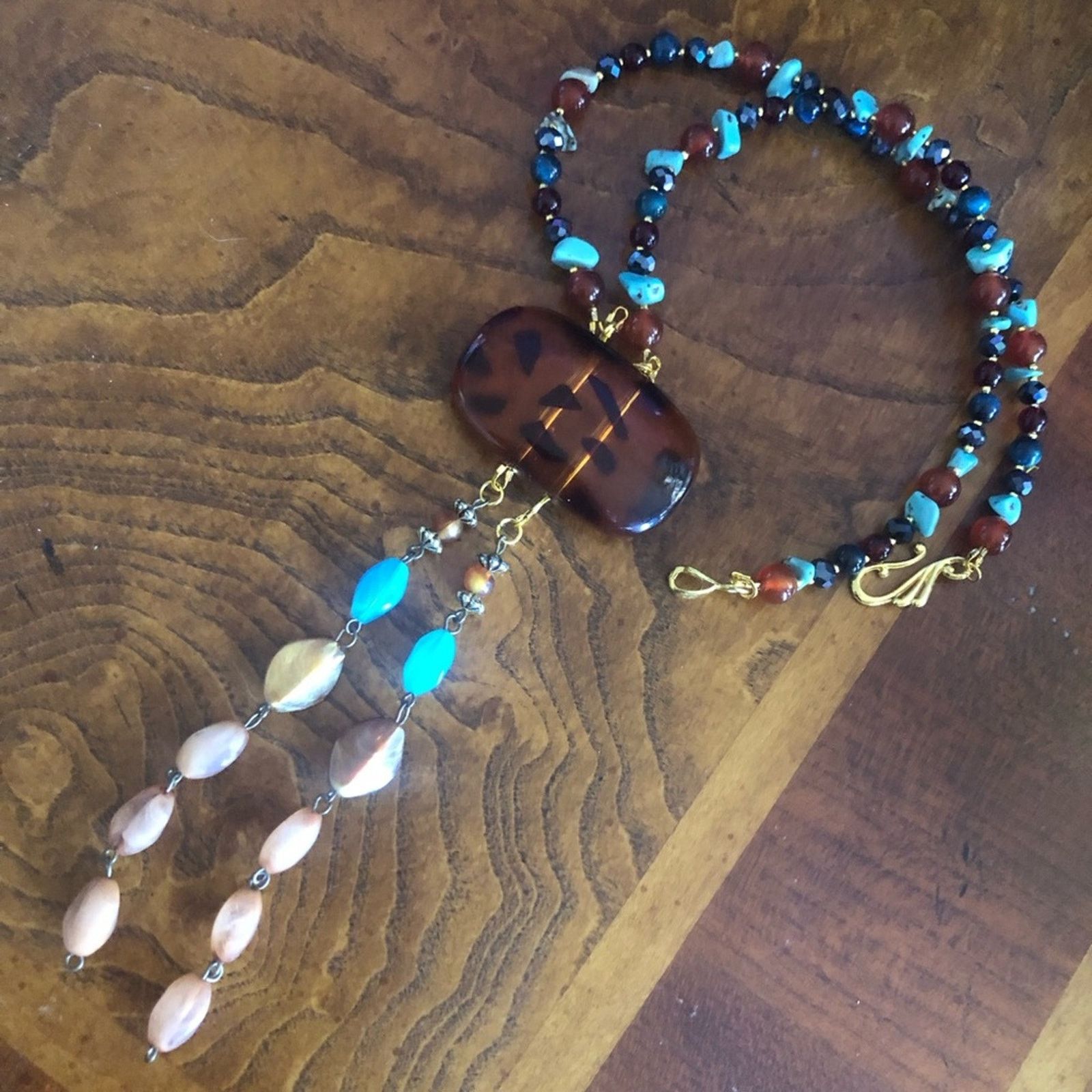 Handmade Handcrafted genuine stone faux tortoise medallion necklace Size ONE SIZE - 10 Thumbnail