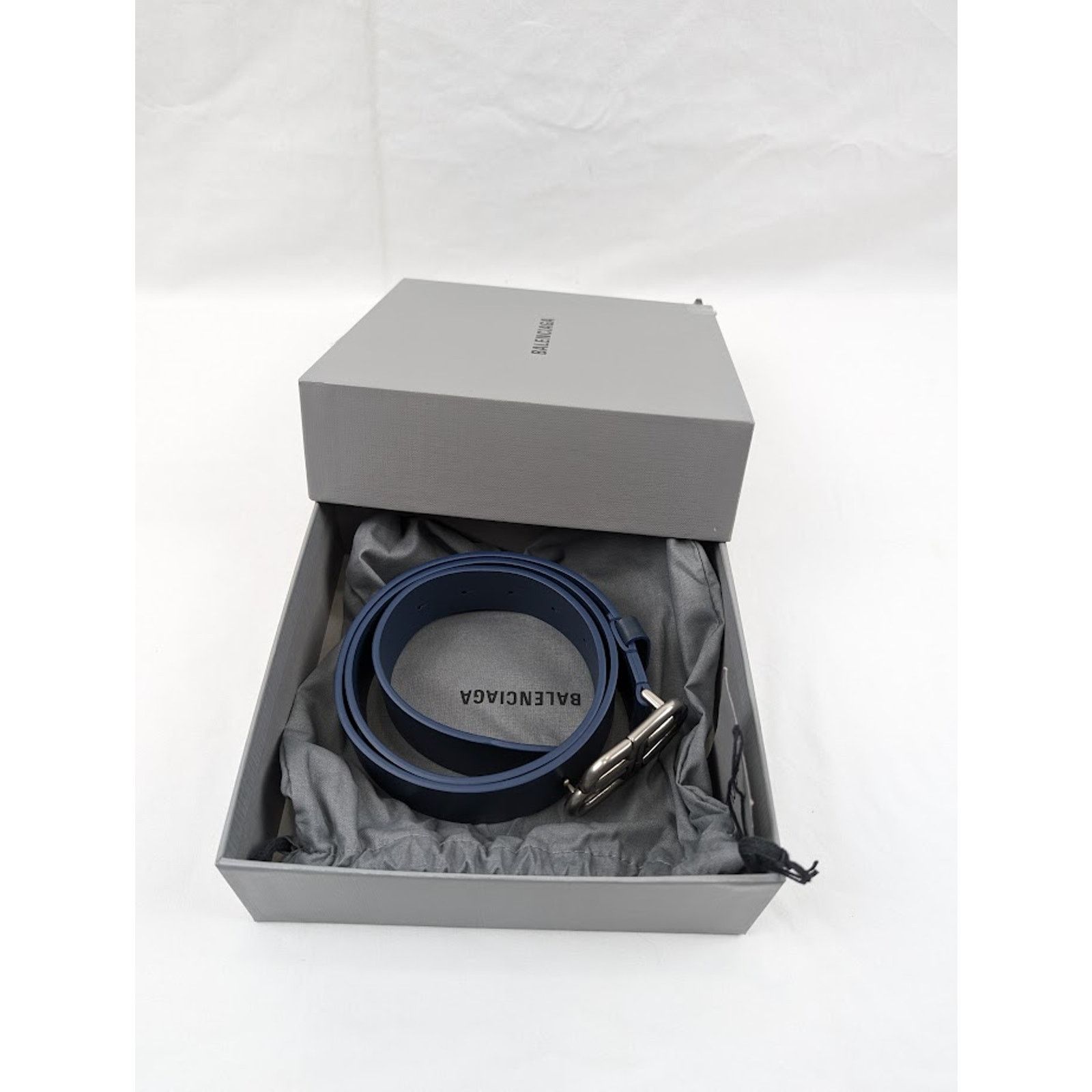 Balenciaga o1rshd1 Q:2 / Size: 85 CM / Natural Calf Large BB Belt Blue Size 34 - 14 Thumbnail