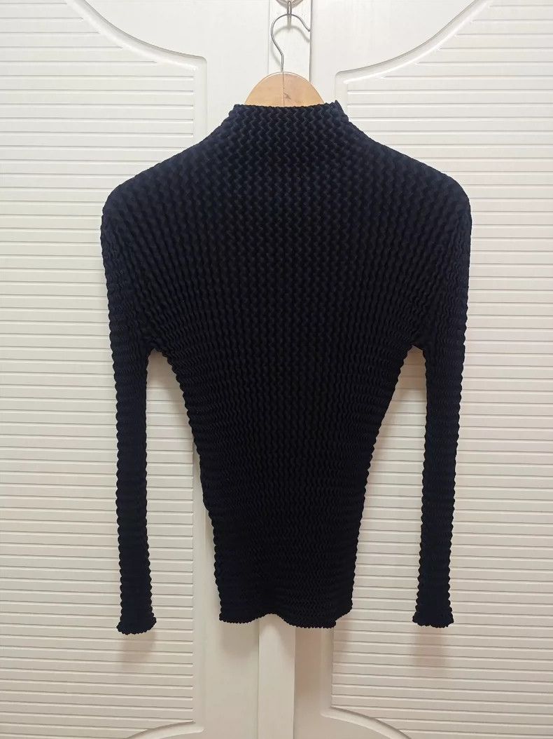 Issey Miyake Issey Miyake Sponge knitted base layer shirt Size M / US 6-8 / IT 42-44 - 2 Thumbnail