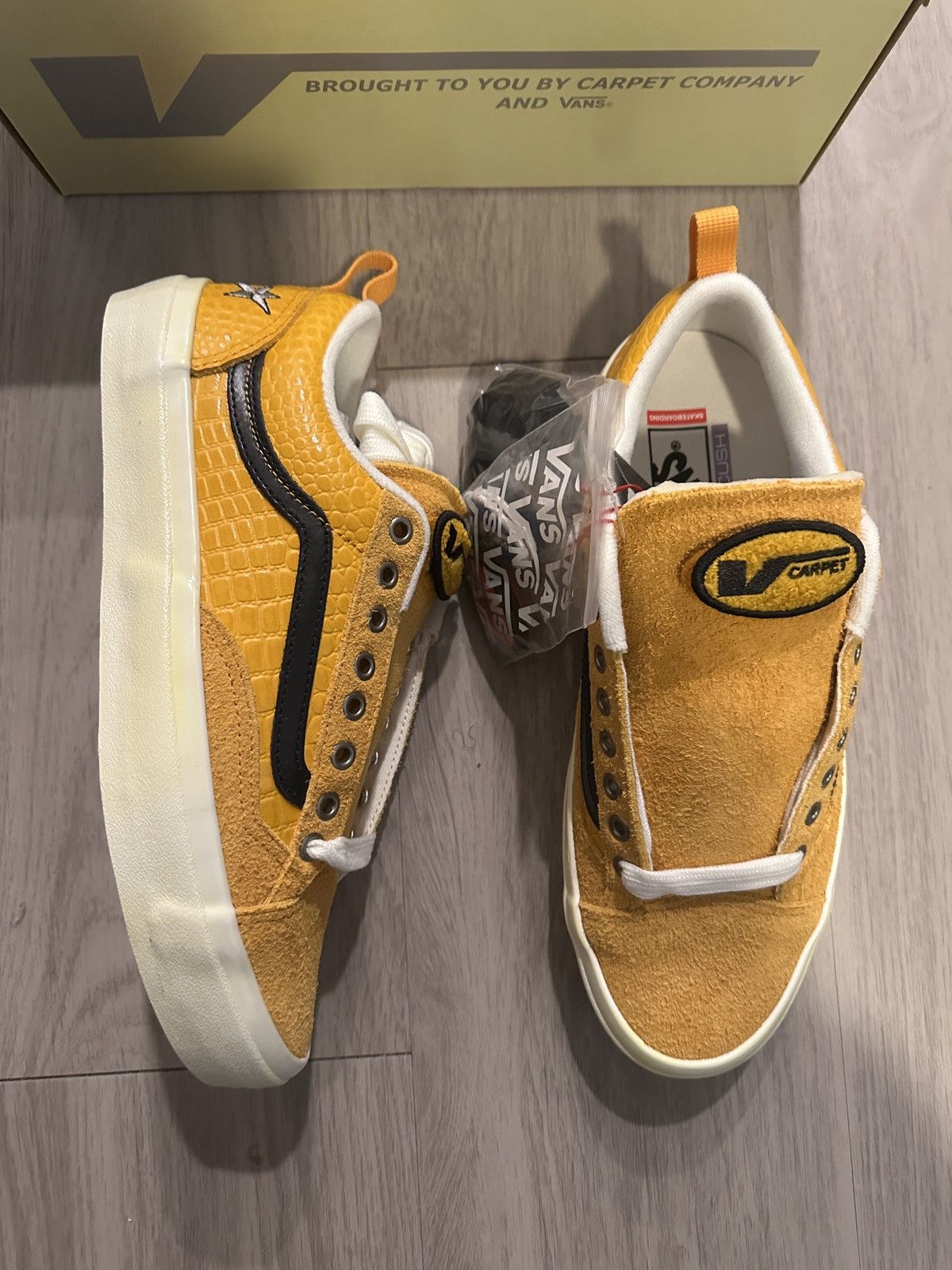 Vans Vans Old Skool “Carpet Company Mustard” Size US 10 / EU 43 - 2 Thumbnail