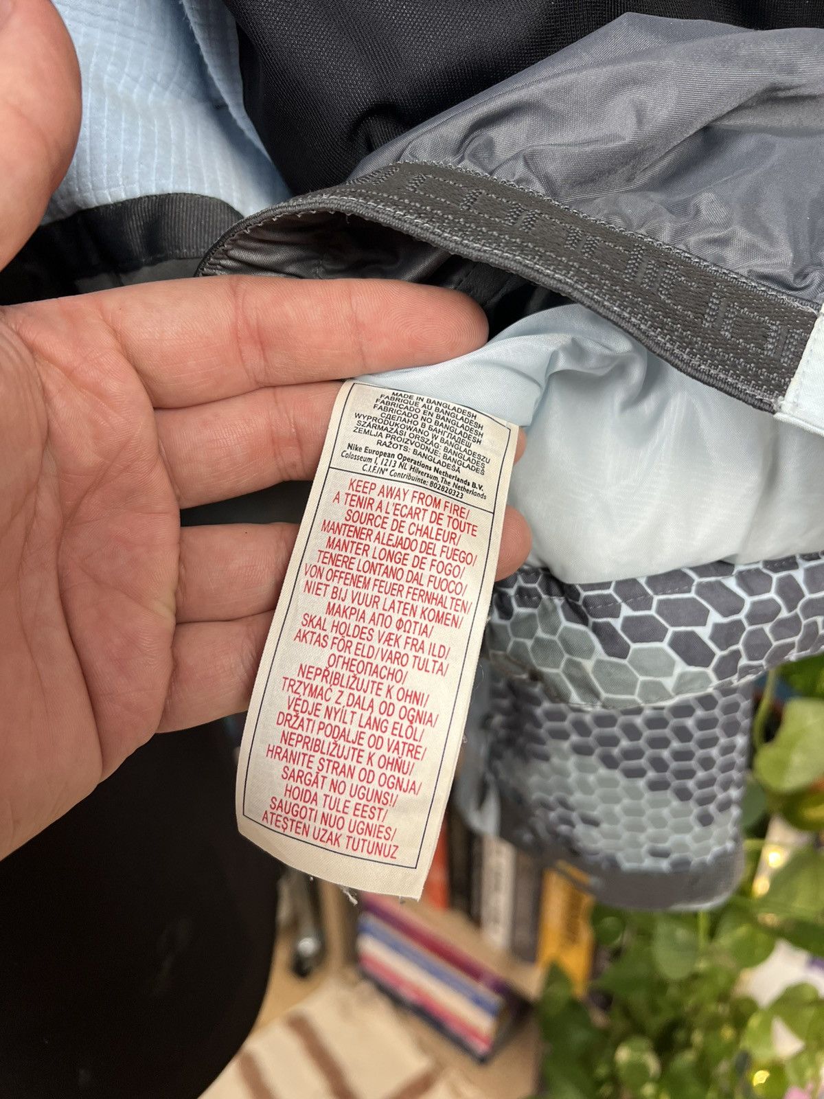 Nike ACG Nike ACG women’s vintage vtg jacket ski storm fit outdoor Size L / US 10 / IT 46 - 16 Thumbnail