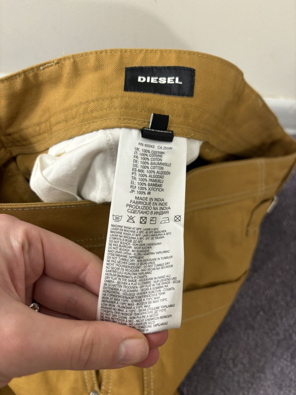 Diesel Diesel P-Frank NWT Buckle Back Men’s Mustard Dungaree Pants Size US 31 - 11 Thumbnail