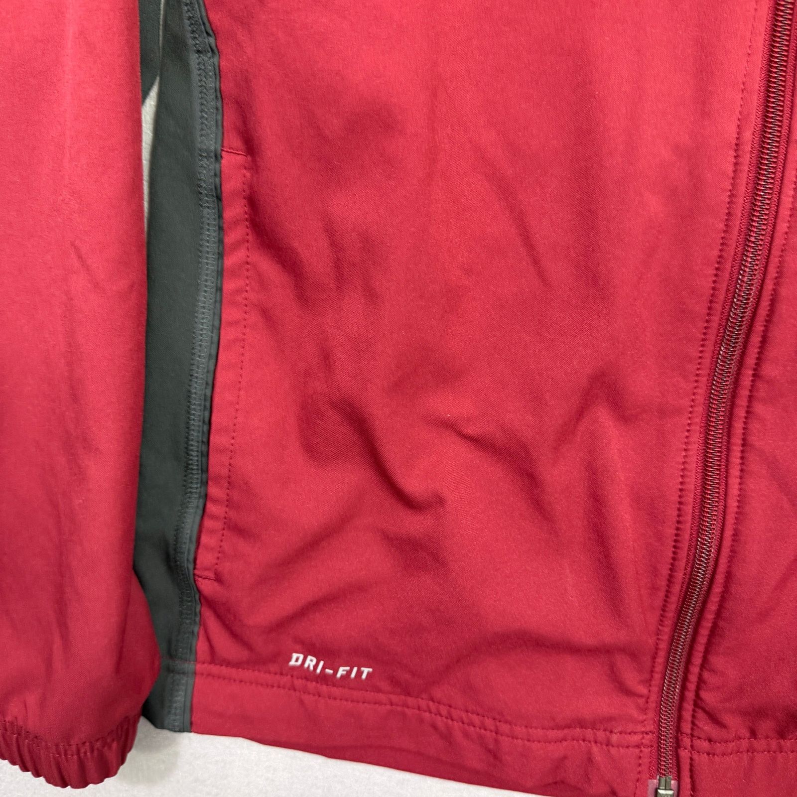 Nike Nike Full Zip Track Jacket Men's Medium Red Windbreaker Size US M / EU 48-50 / 2 - 4 Thumbnail