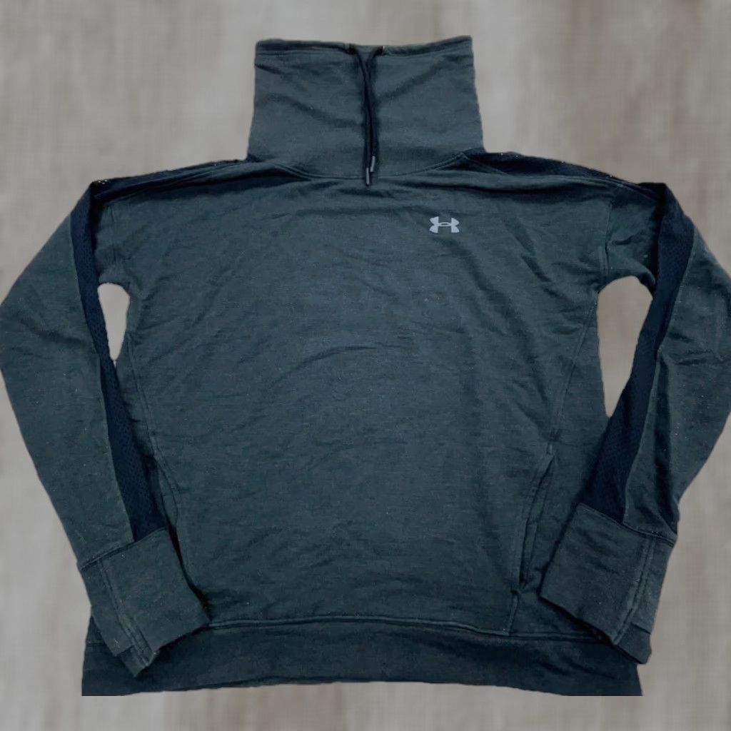 Under Armour Under Armour Sweatshirt Women M Black Pullover Turtleneck Fleece Hoodie Pocket Vented, All Seasons, Performance, Regular Fit Size M / US 6-8 / IT 42-44 - 1 Thumbnail