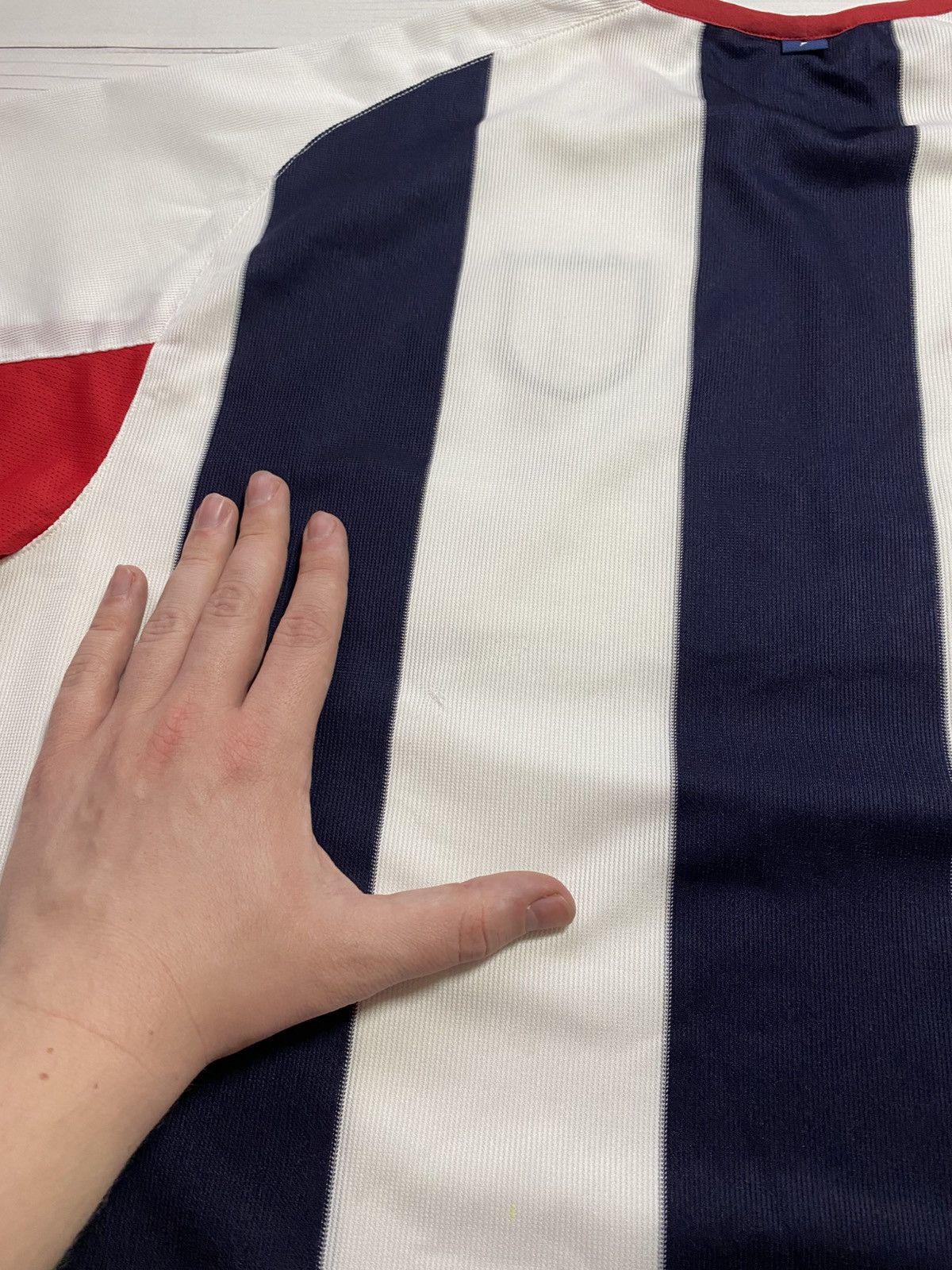 Vintage Vintage Diadora West Bromwich Albion 2003/04 home t shirt Size US XL / EU 56 / 4 - 12 Thumbnail