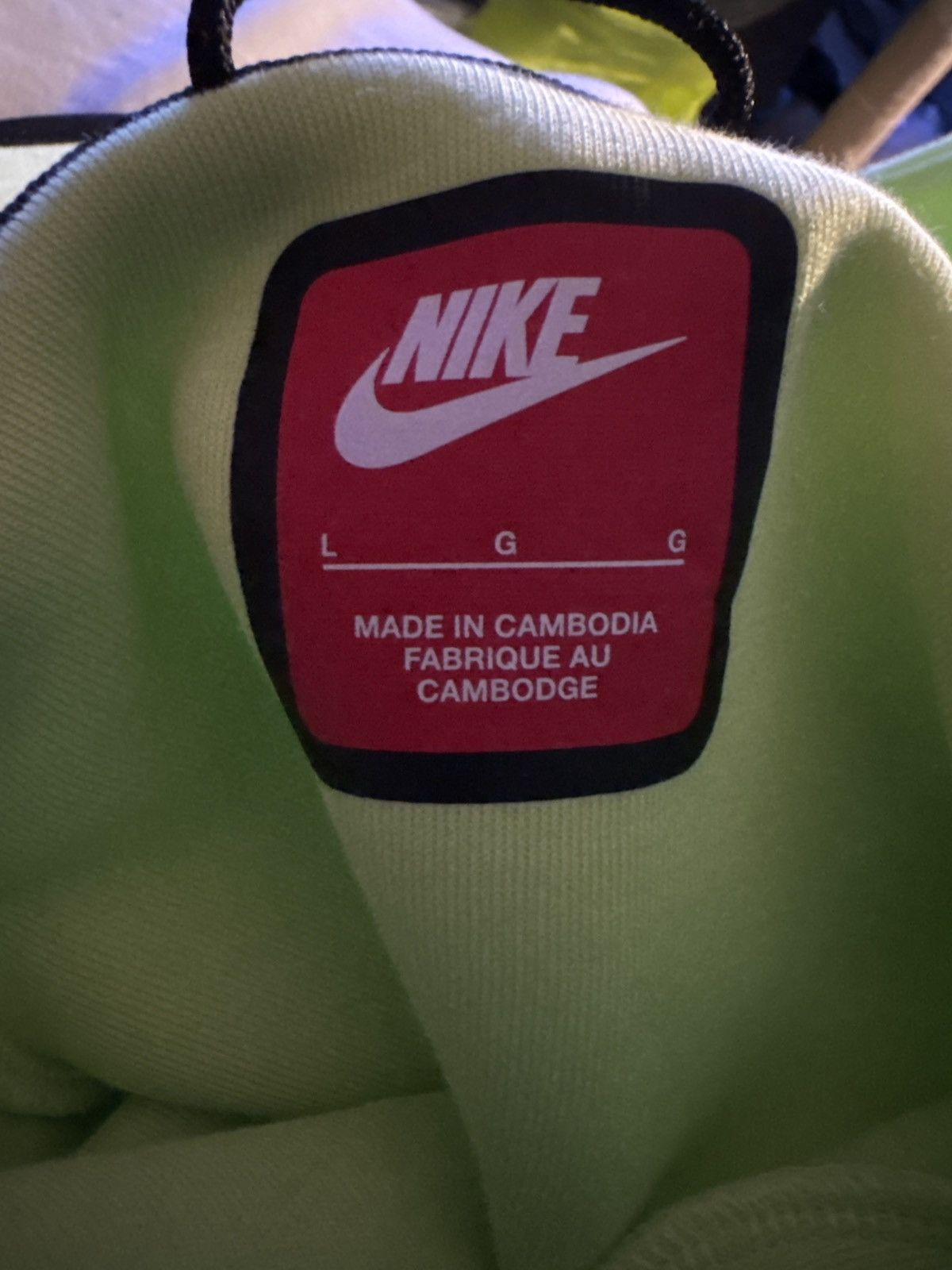 Nike NikeTech Neon Green Size US L / EU 52-54 / 3 - 4 Thumbnail