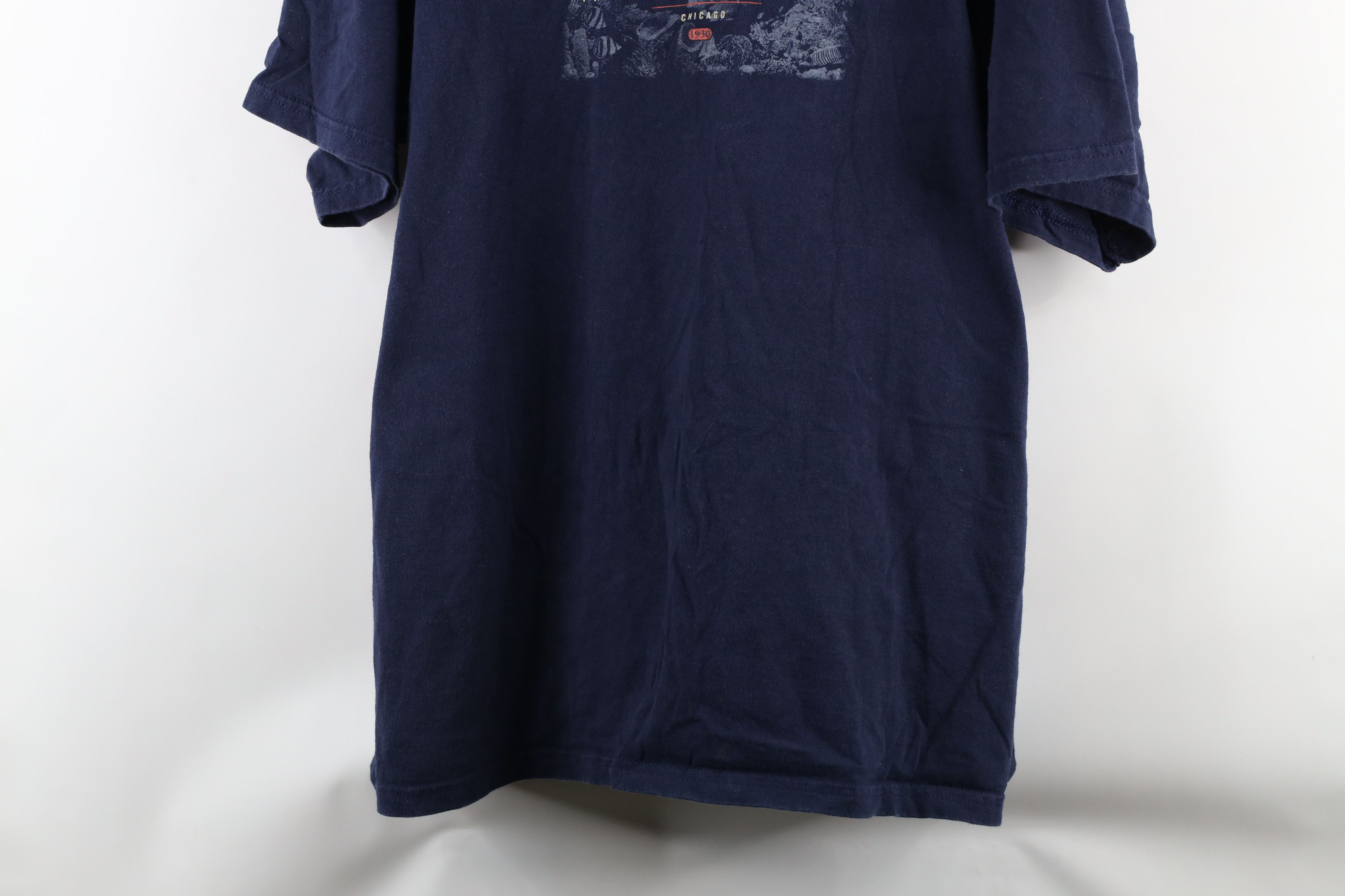 Vintage Vintage 90s Out Shedd Aquarium Chicago Short Sleeve T-Shirt Size US XL / EU 56 / 4 - 3 Thumbnail