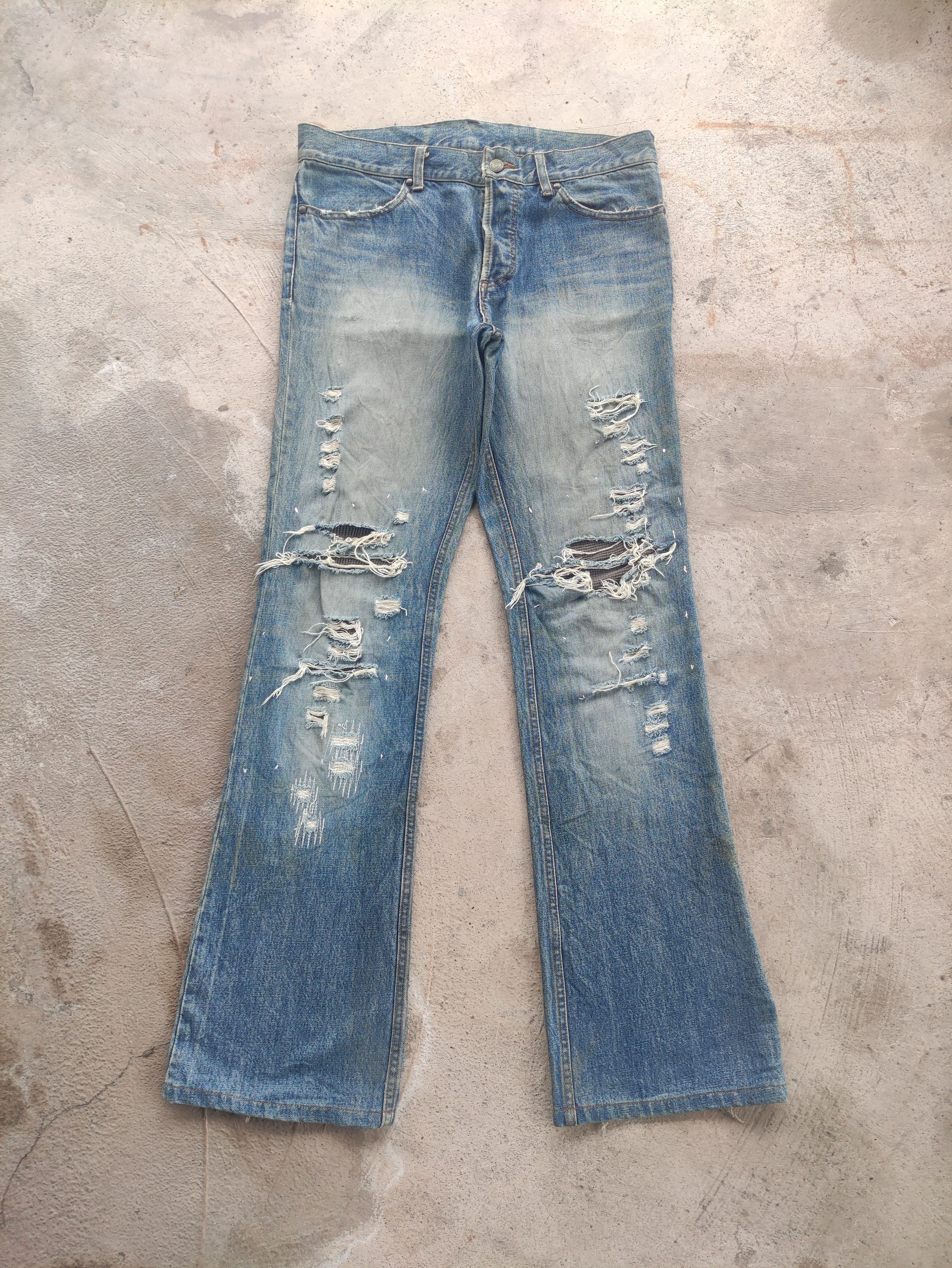 Japanese Brand Vintage Japanese Flare Denim Distressed Faded Jean Size US 34 / EU 50 - 1 Thumbnail