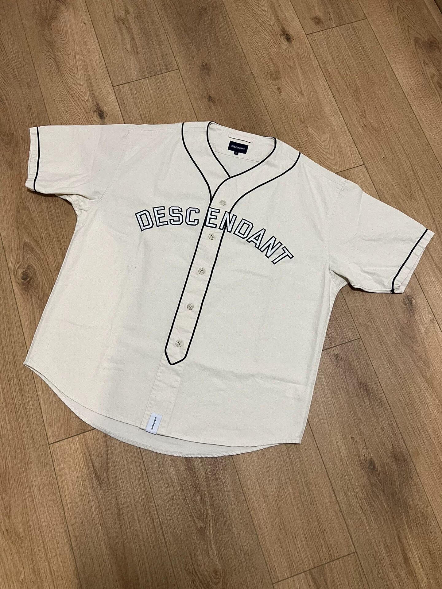 Descendant descendant baseball shirt in beige color Size US M / EU 48-50 / 2 - 1 Thumbnail