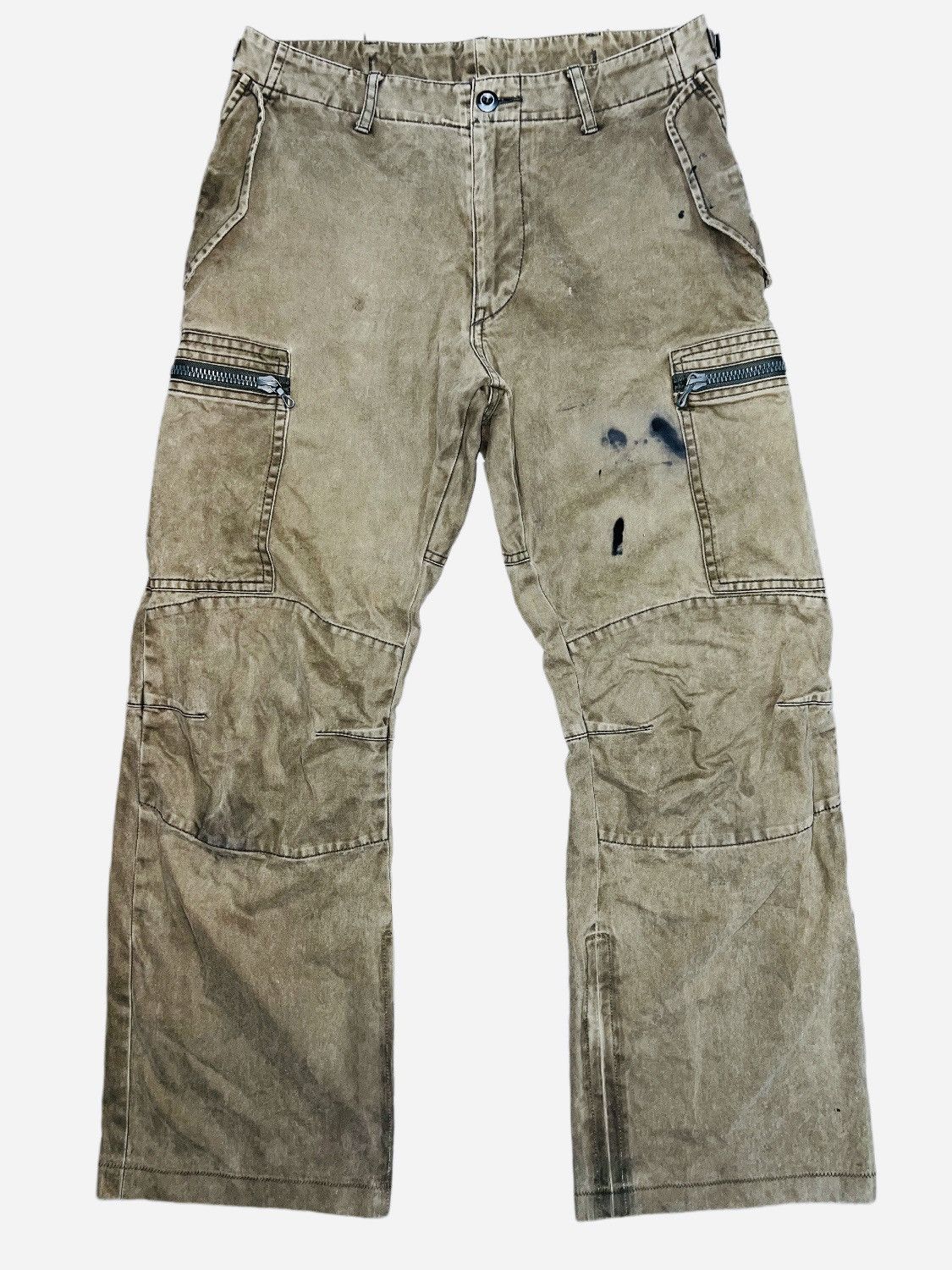 Attachment ATTACHMENT HEAVY FLARED CARGO PANTS Size US 30 / EU 46 - 1 Thumbnail