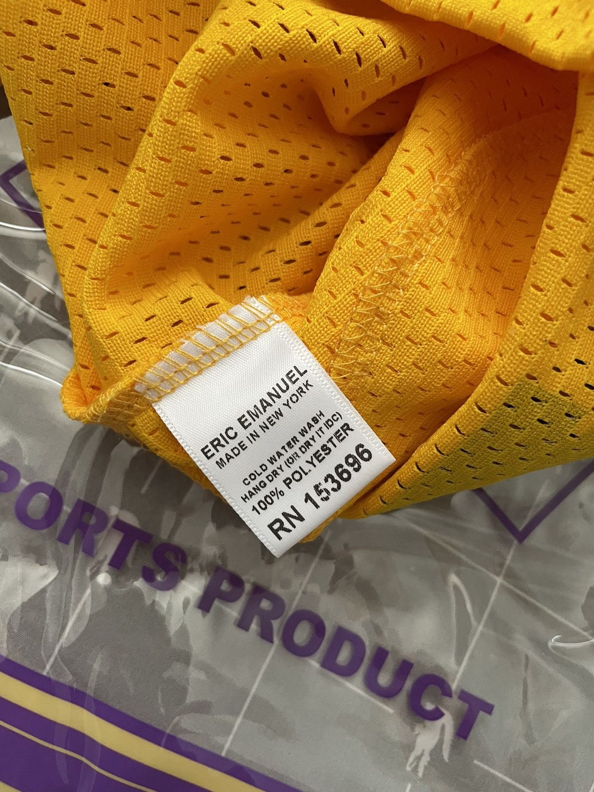 Eric Emanuel × Warren Lotas (XL) EE x Warren Lotas LAKERS Mesh Shorts Yellow Purple Size US 34 / EU 50 - 4 Thumbnail