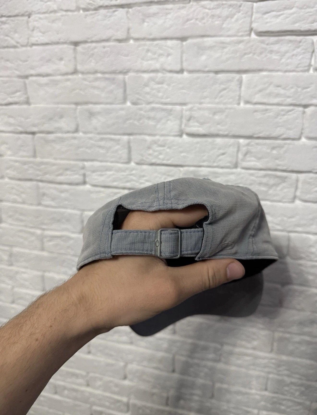 Oakley Vintage Oakley Software Cap Metal Logo Y2K Hat Sz OS Size ONE SIZE - 4 Thumbnail