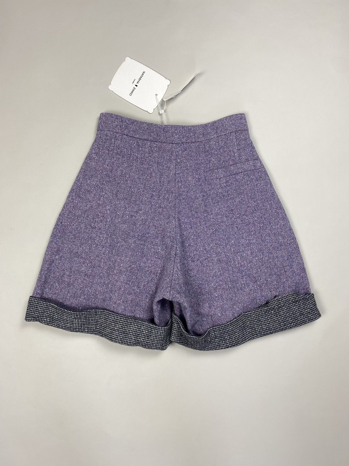 Designer × Natasha Zinko BNWT! Natasha Zinko ladies wool blend high rise shorts Size 25" / US 0 / IT 36 - 18 Thumbnail