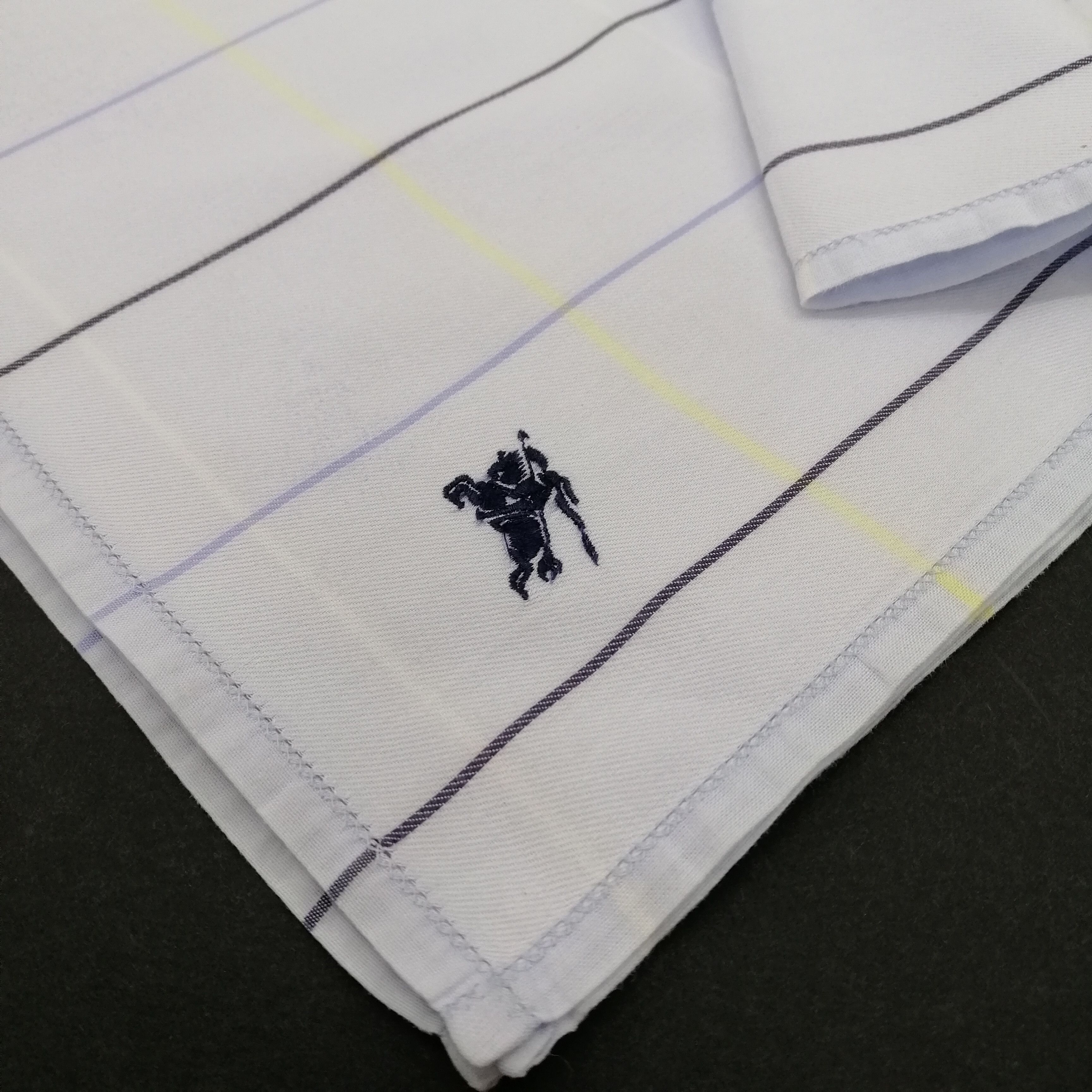 Burberry Burberry Handkerchief/Neckerchief/Bandana-KD2434 Size ONE SIZE - 4 Thumbnail