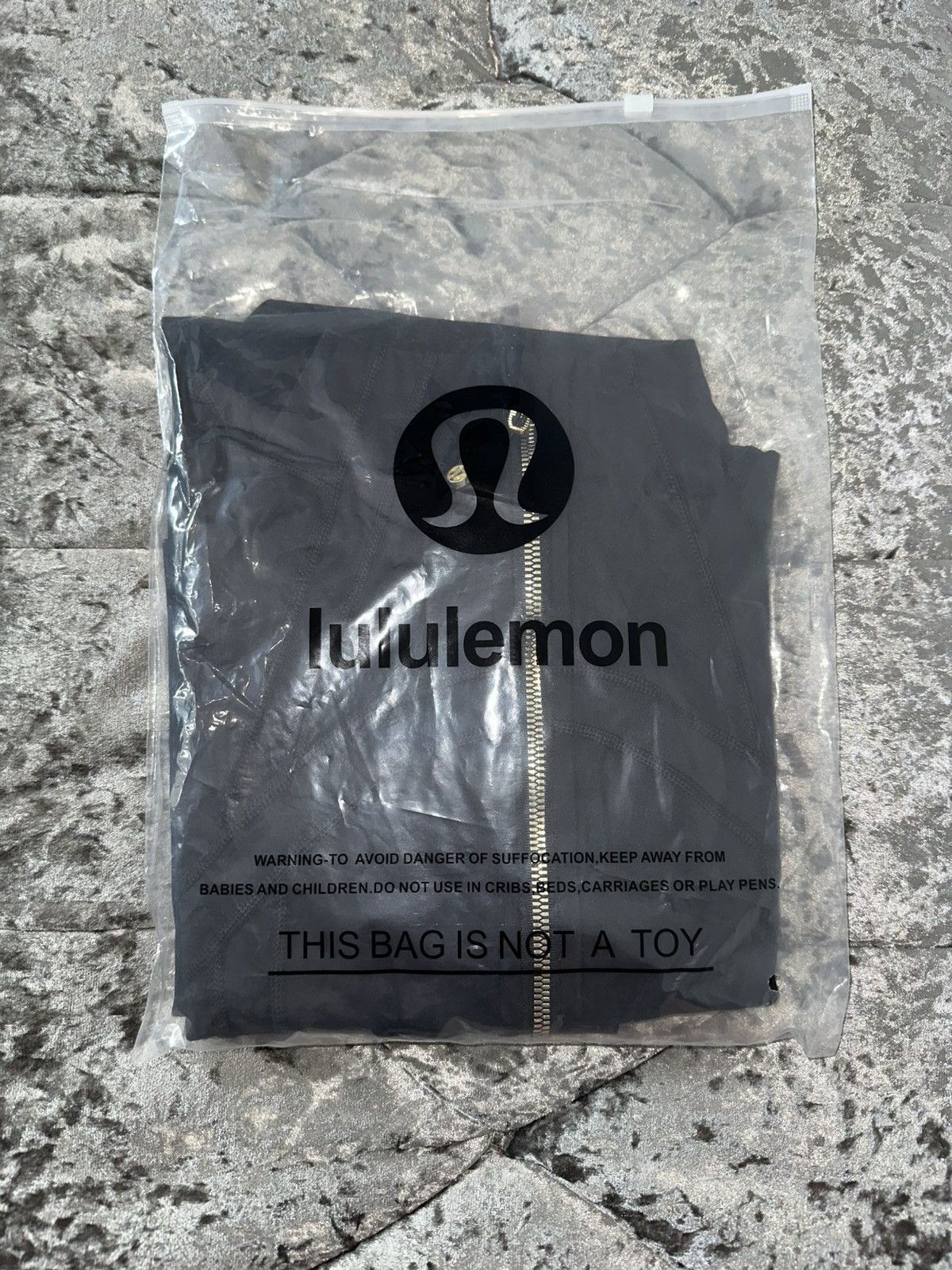 Lululemon black gym set Size 25" / US 0 / IT 36 - 1 Thumbnail