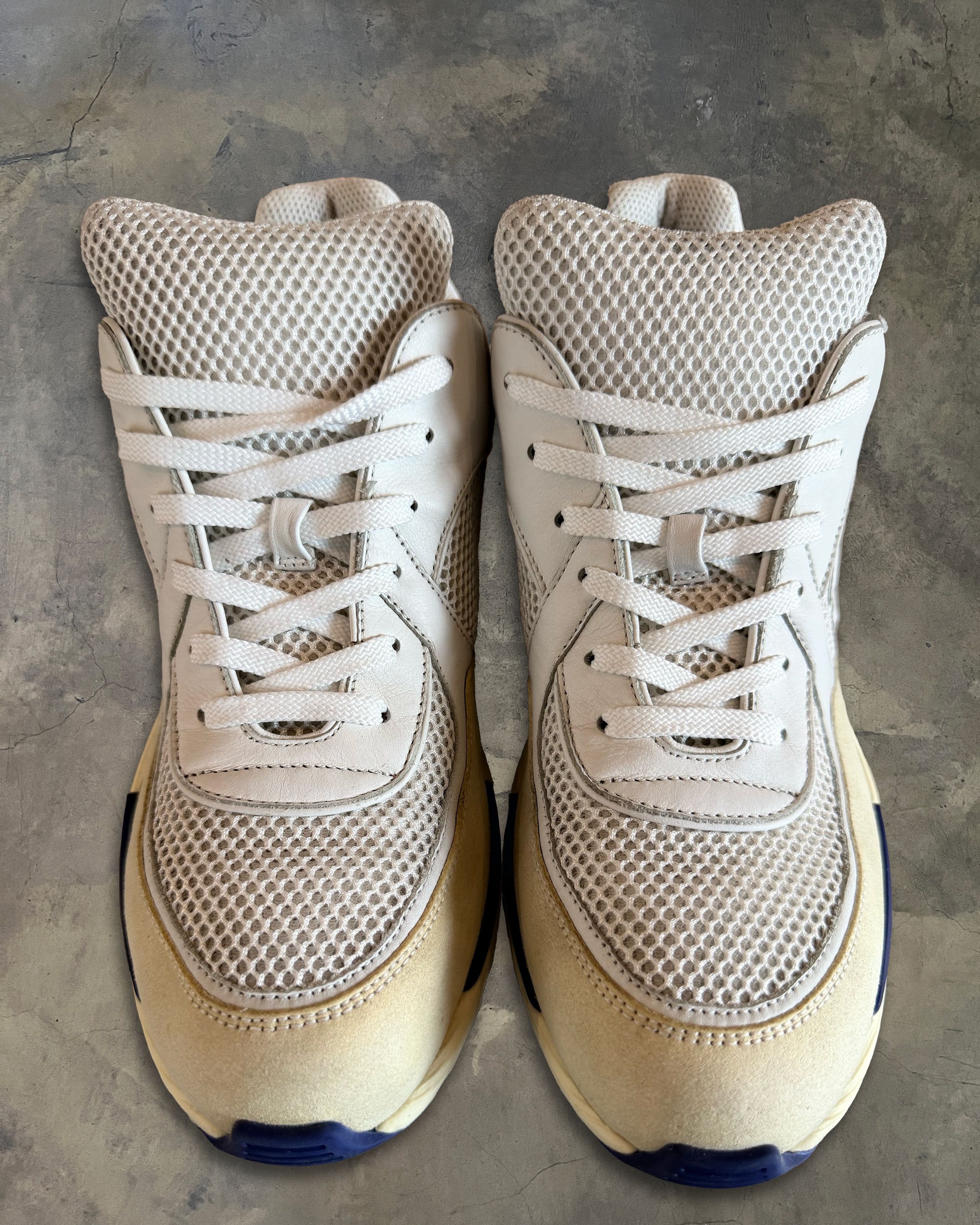 Chanel CHANEL MULTICOLOUR CC LOGO SNEAKERS Size US 8 / EU 41 - 2 Thumbnail