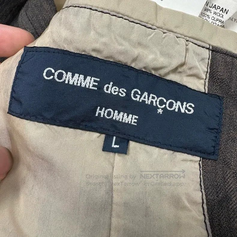 Comme des Garcons Comme Des Garcons Distressed Faded Blazer Size US L / EU 52-54 / 3 - 3 Thumbnail