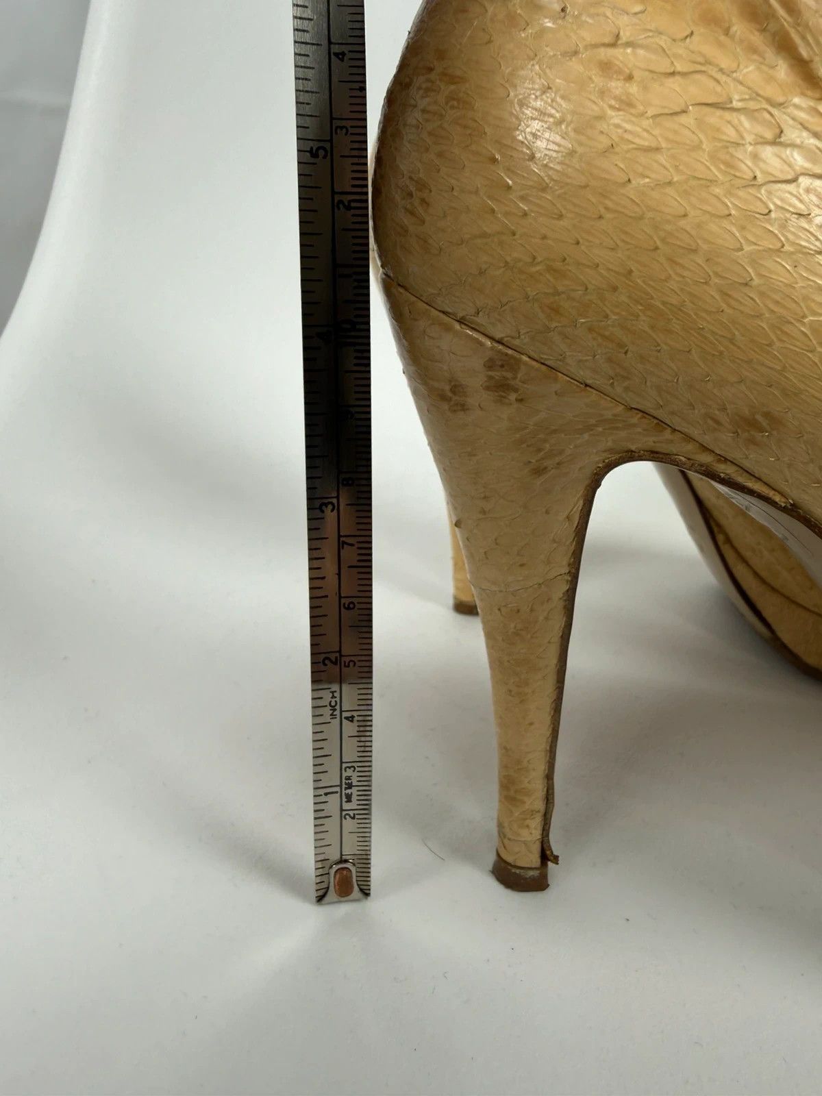 Max Mara Max Mara Genuine Leather Heels size 38.5 Size US 8.5 / IT 38.5 - 9 Thumbnail