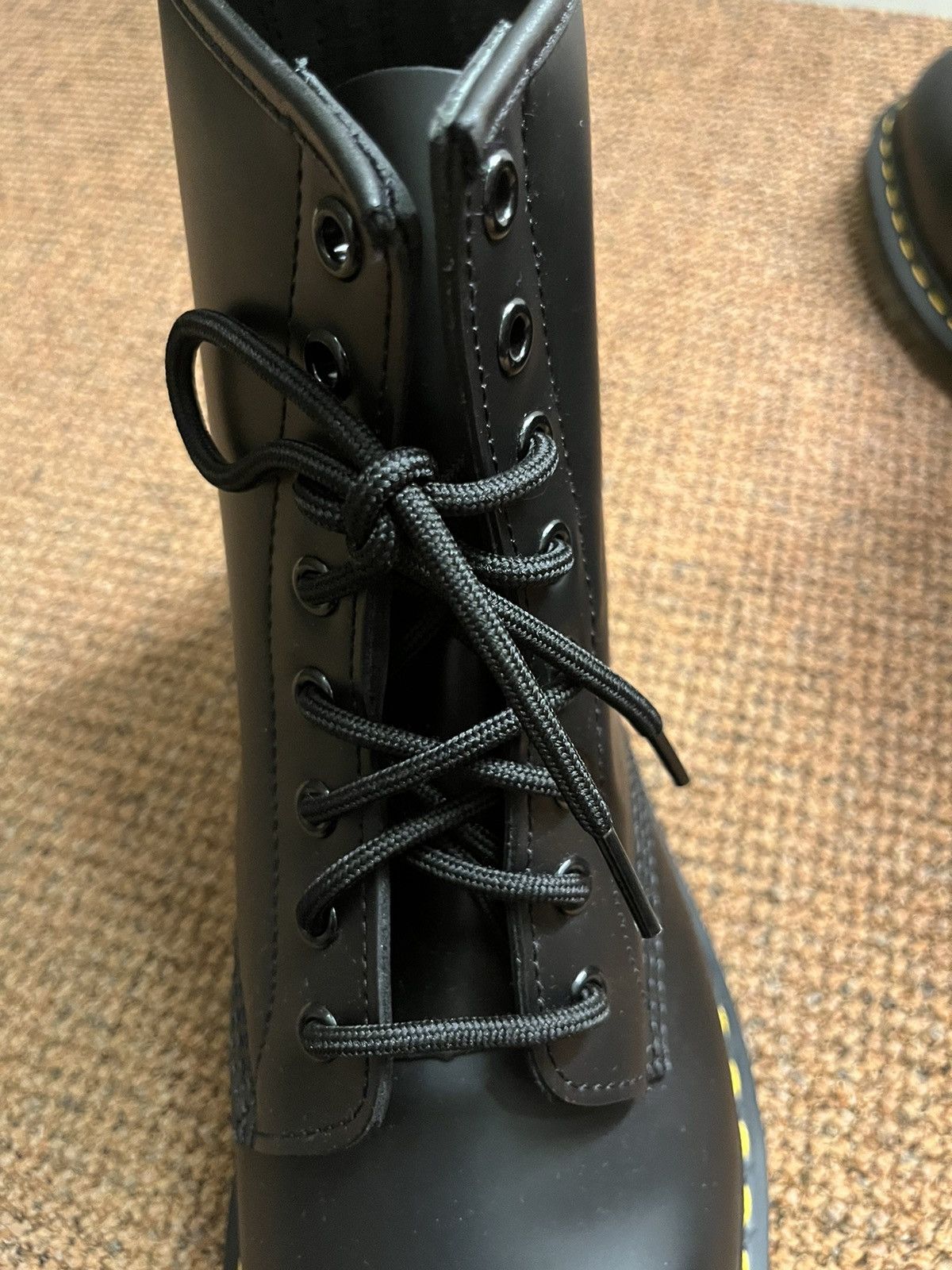 Dr. Martens Boots Dr.Martens Size US 9 / EU 42 - 4 Thumbnail