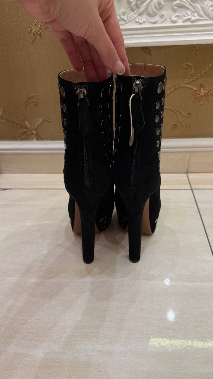 Alaia ALAIA Black Suede Stud Platform Booties Size 39 Size US 9 / IT 39 - 8 Thumbnail