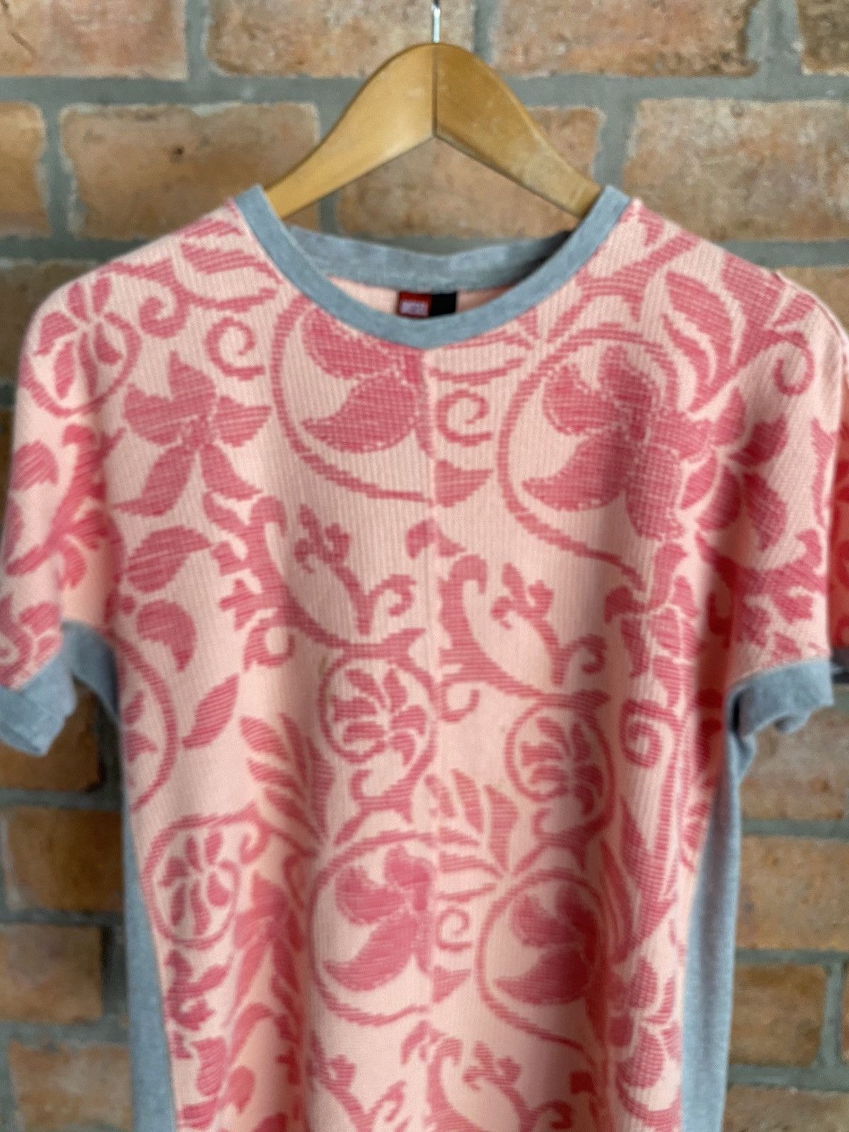 Diesel DIESEL Y2K Floral Knit T-Shirt Size S / US 4 / IT 40 - 23 Thumbnail