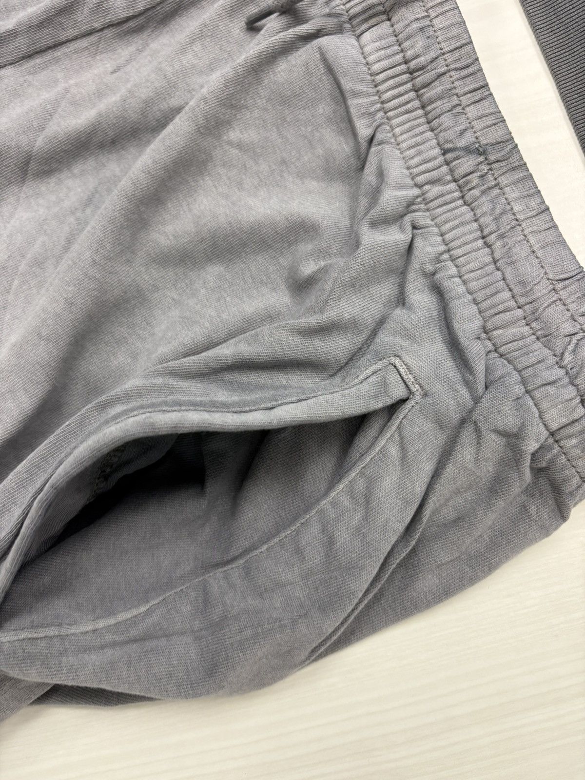 Balenciaga × Kanye West × Yeezy YZY x GAP Hoodie & Thin Sweats Poetic Grey Size US L / EU 52-54 / 3 - 6 Thumbnail