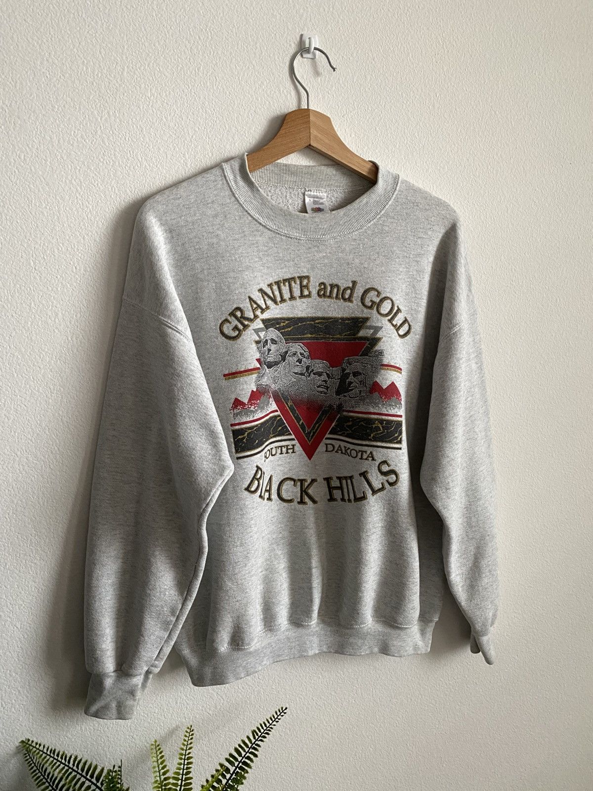 Vintage Vintage 90s Mount Rushmore South Dakota Sweatshirt Size US L / EU 52-54 / 3 - 2 Thumbnail