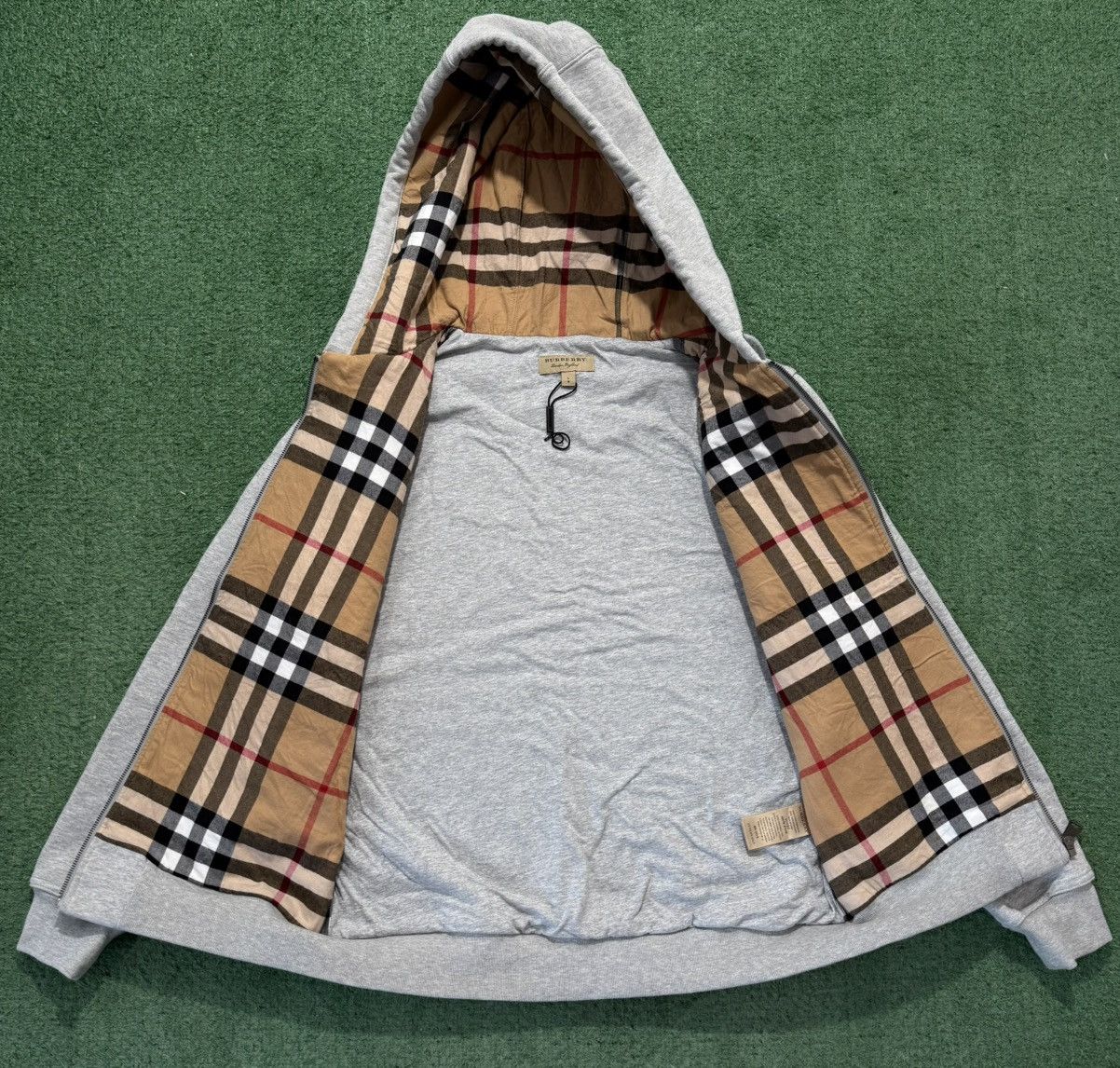 Burberry Burberry London Grey Hoodie Zip Sweatshirt Size US L / EU 52-54 / 3 - 2 Thumbnail