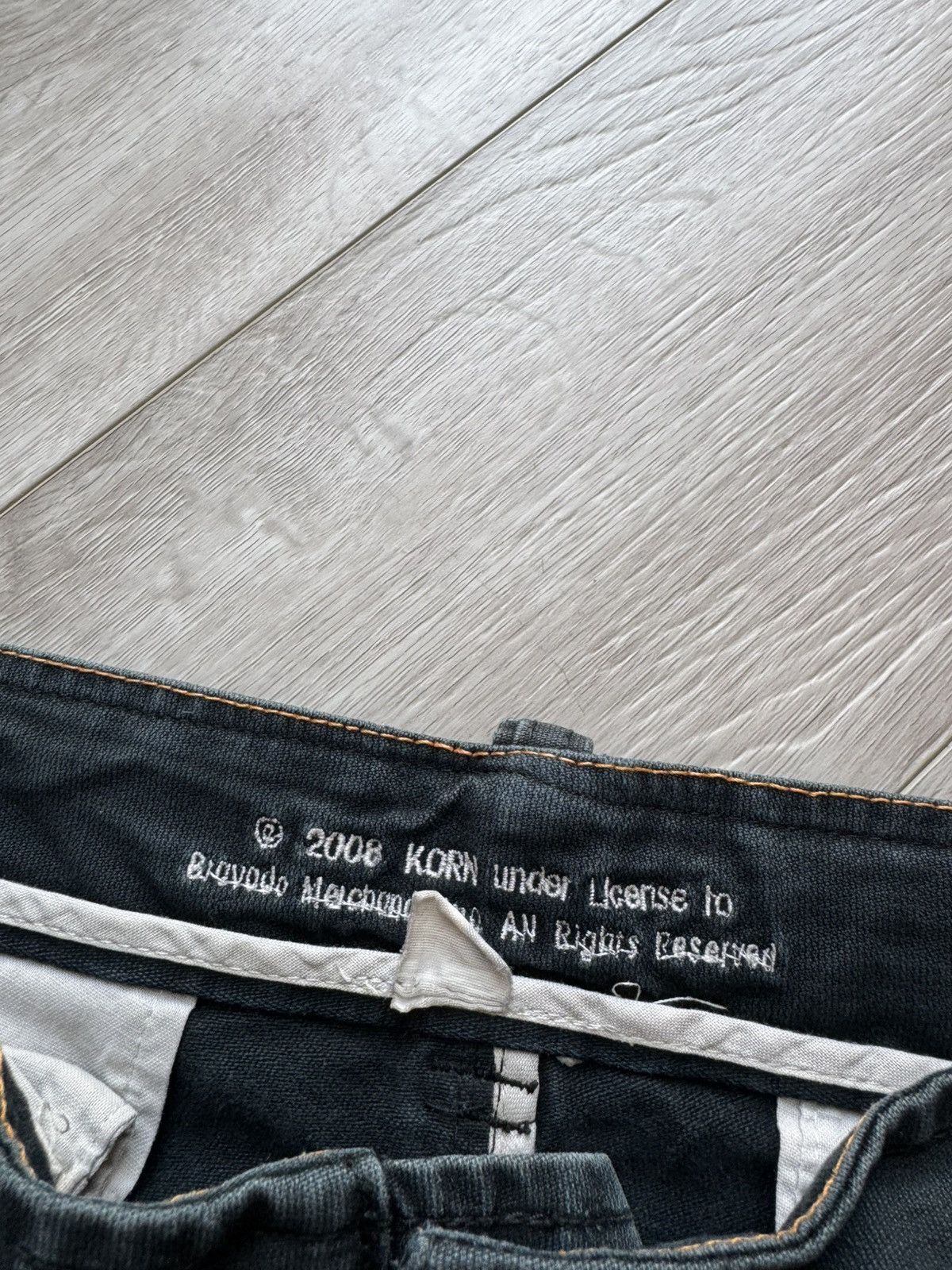 Band Tees Rare vintage washed faded Korn cargo baggy shorts y2k work Size US 32 / EU 48 - 4 Thumbnail