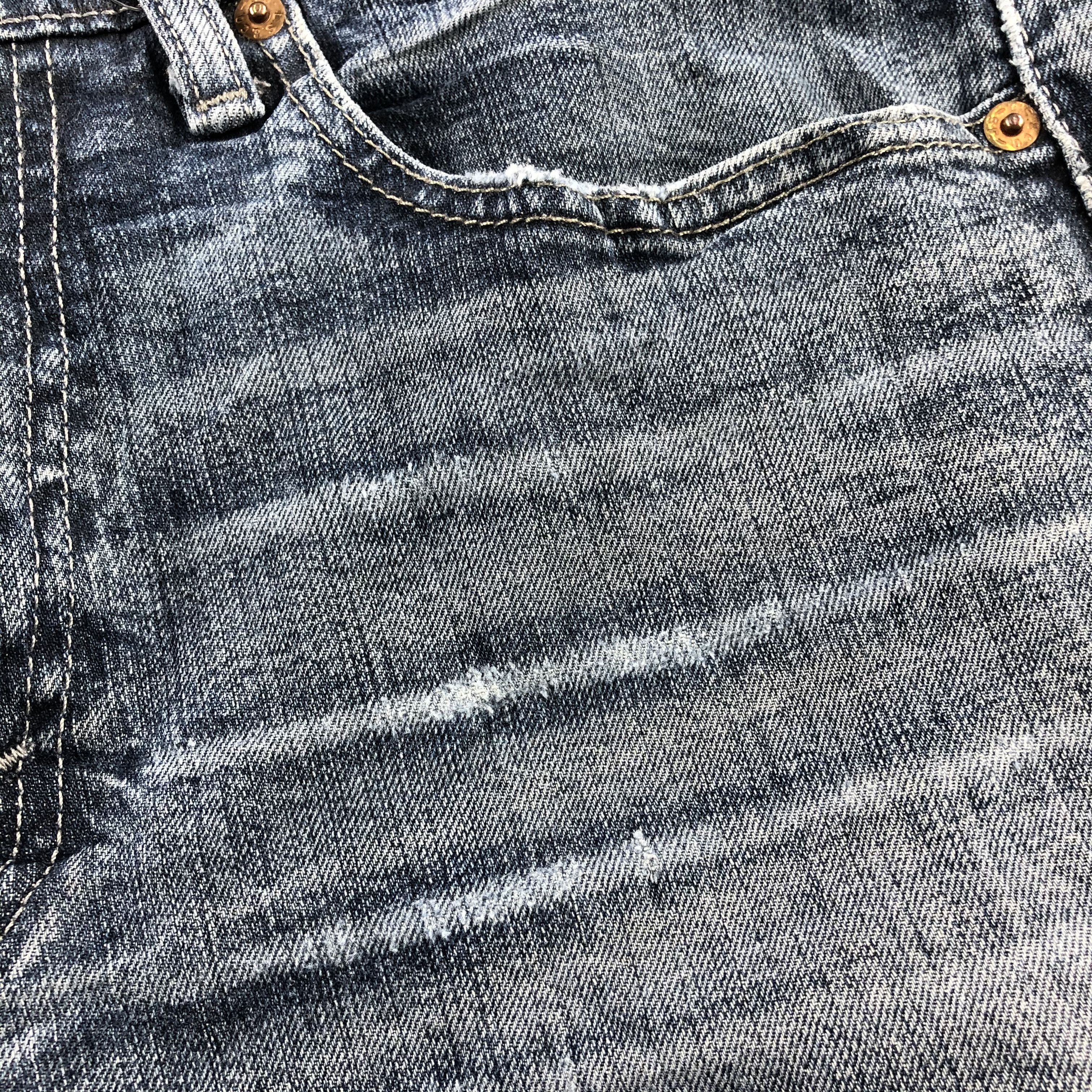 Levi's Vintage Levi's 505 Jeans Distress Faded Blue Denim KJ1027 Size US 32 / EU 48 - 9 Thumbnail