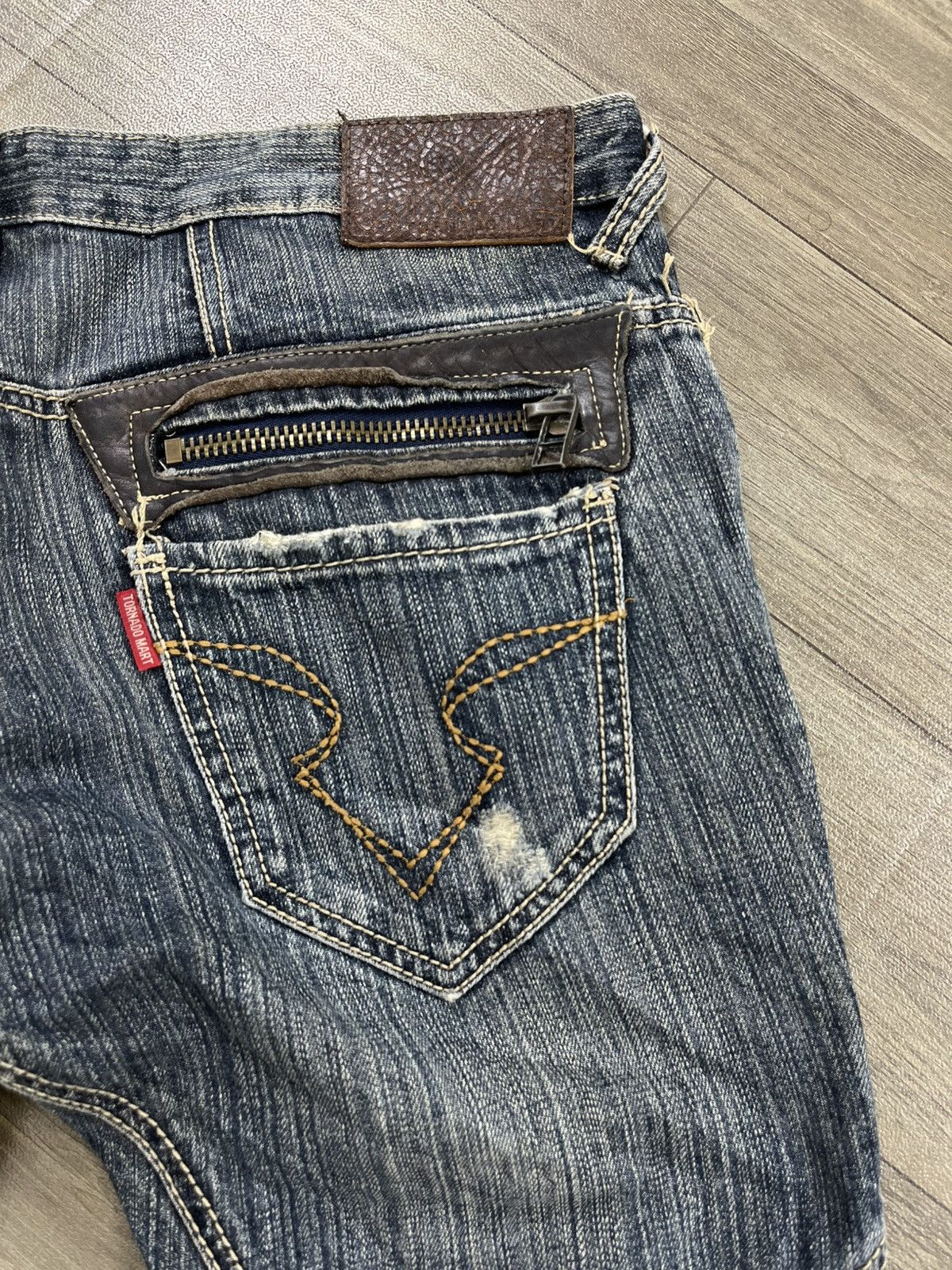 Tornado Mart 2000s Tornado Mart Washed Spiral Distressed Flared Jeans Lgb Size US 33 - 19 Thumbnail
