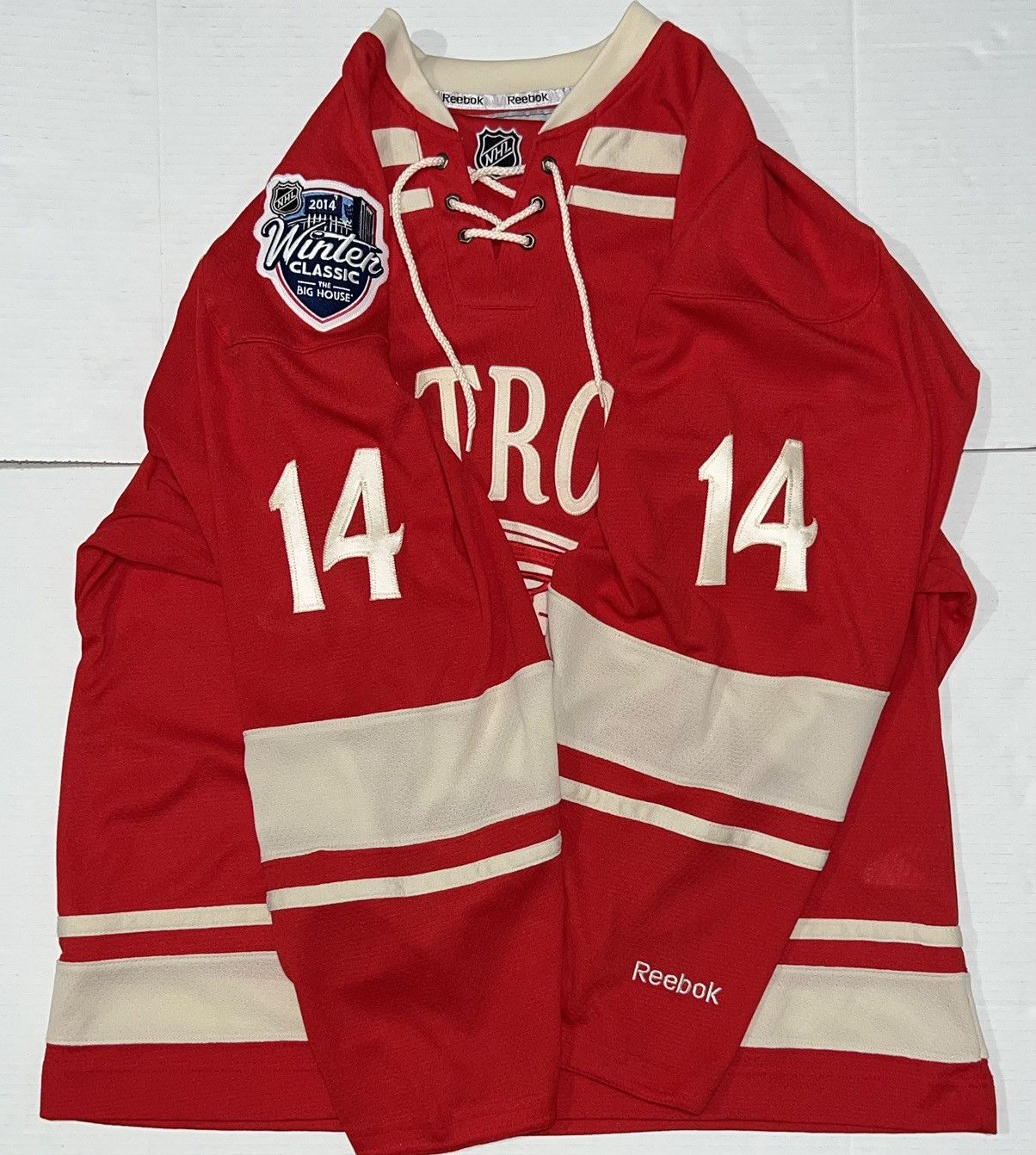 NHL Signed Nyquist Detroit Red Wings Winter Classic Jersey Size US M / EU 48-50 / 2 - 4 Thumbnail