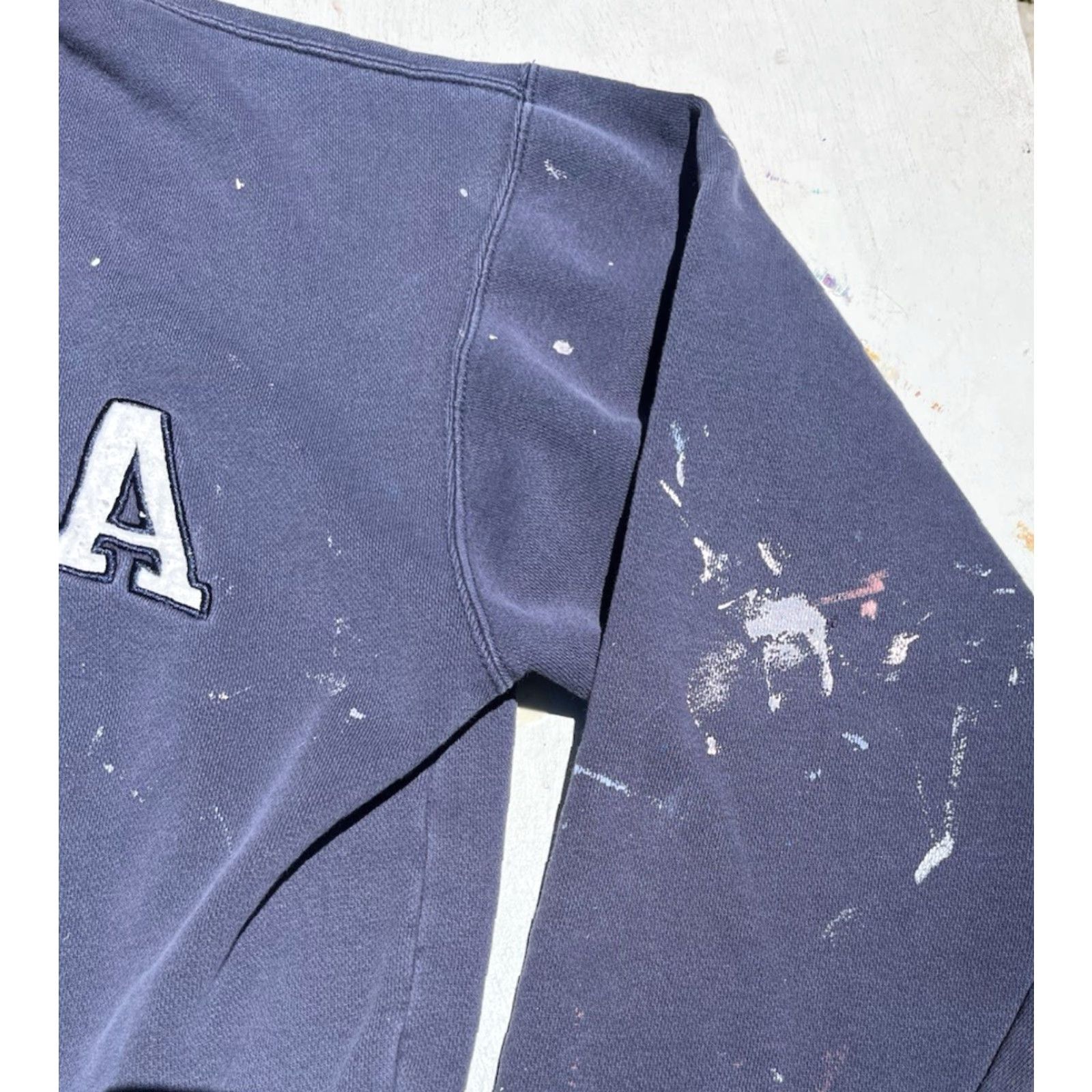 Vintage VINTAGE Fahrenheit Sweatshirt Blue 90s Alaska Logo Heavyweight Pullover Men’s S Size US S / EU 44-46 / 1 - 3 Thumbnail
