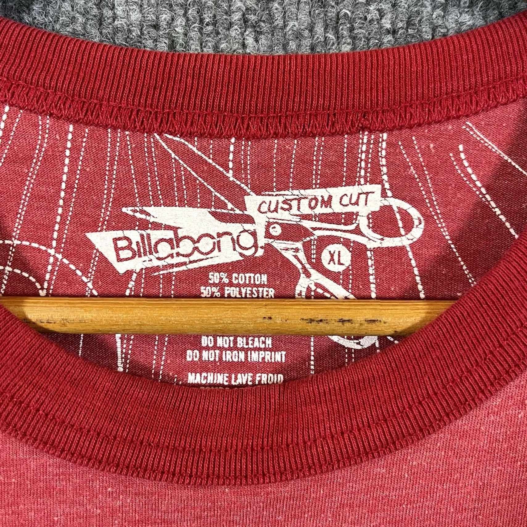 Billabong VINTAGE Billabong Red T-Shirt 90s Surf Tee Skater Y2K Mens XL Center Graphic Shirt Mens XL Red 90s Billabong Size US XL / EU 56 / 4 - 3 Thumbnail