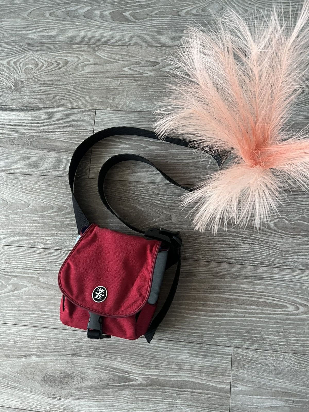 Crumpler ‼️Crumpler Vintage Stamp Claimer Avant Garde Bens Pizza Bag‼️ Size ONE SIZE - 5 Thumbnail