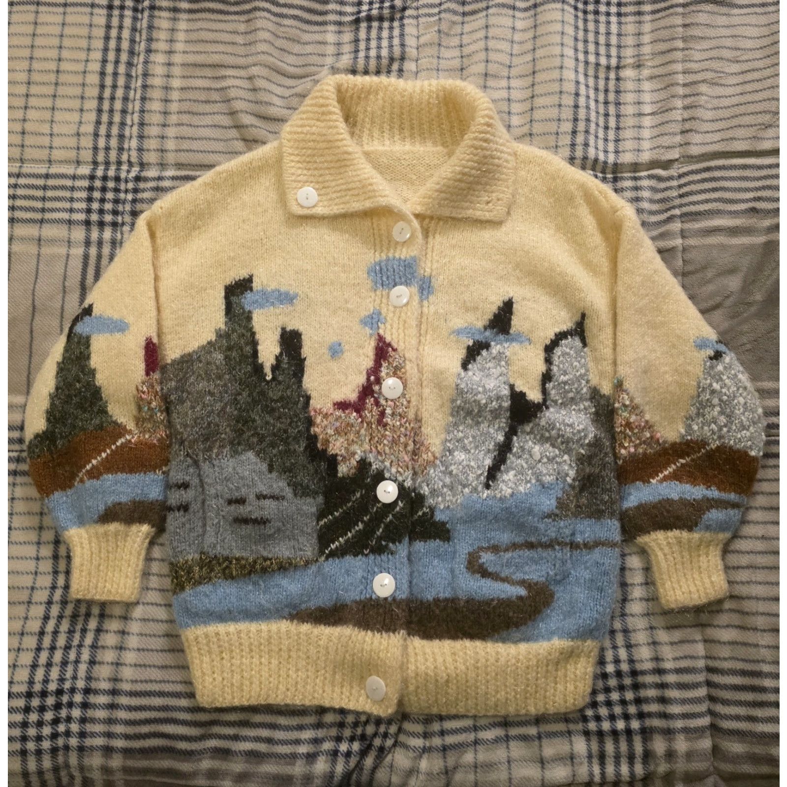Vintage Vtg 70s Hand Knit Fuzzy Acrylic Cardigan Sweater Mountain Landscape Womens Large Size M / US 6-8 / IT 42-44 - 2 Thumbnail